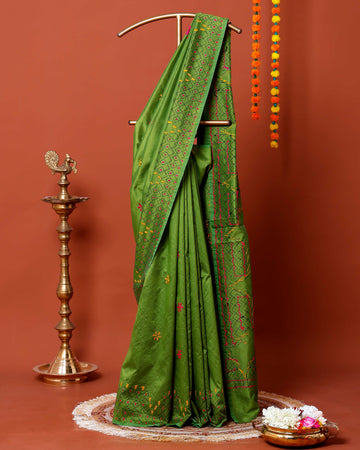 Elegant Kantha Work Saree with Intricate Geometric and Floral Embroidery - Green