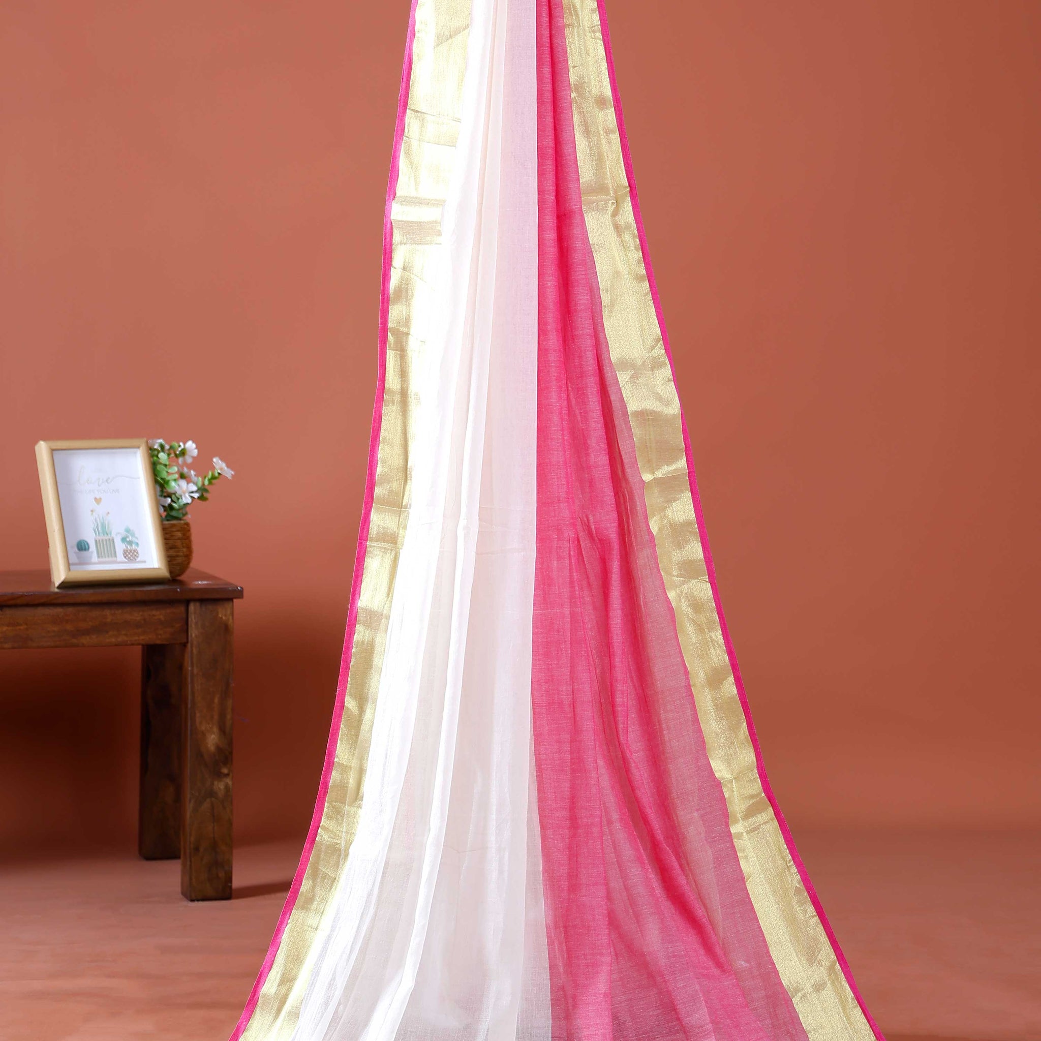 Handwoven Mul Mul Cotton Saree with Subtle Sheen and Contrasting Border – White