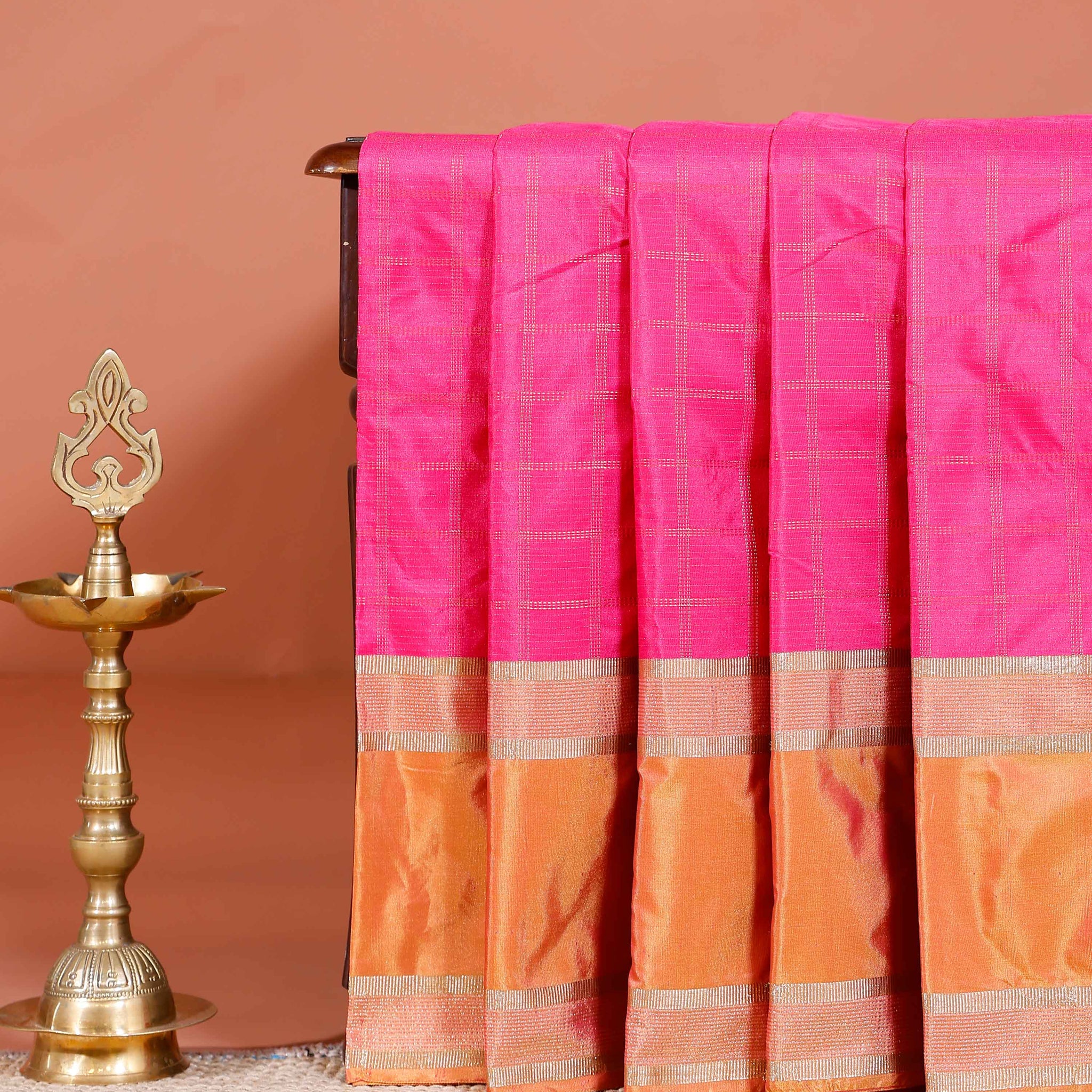 Elegant Soft Silk Saree with Woven Checks and Contrast Border - Pink