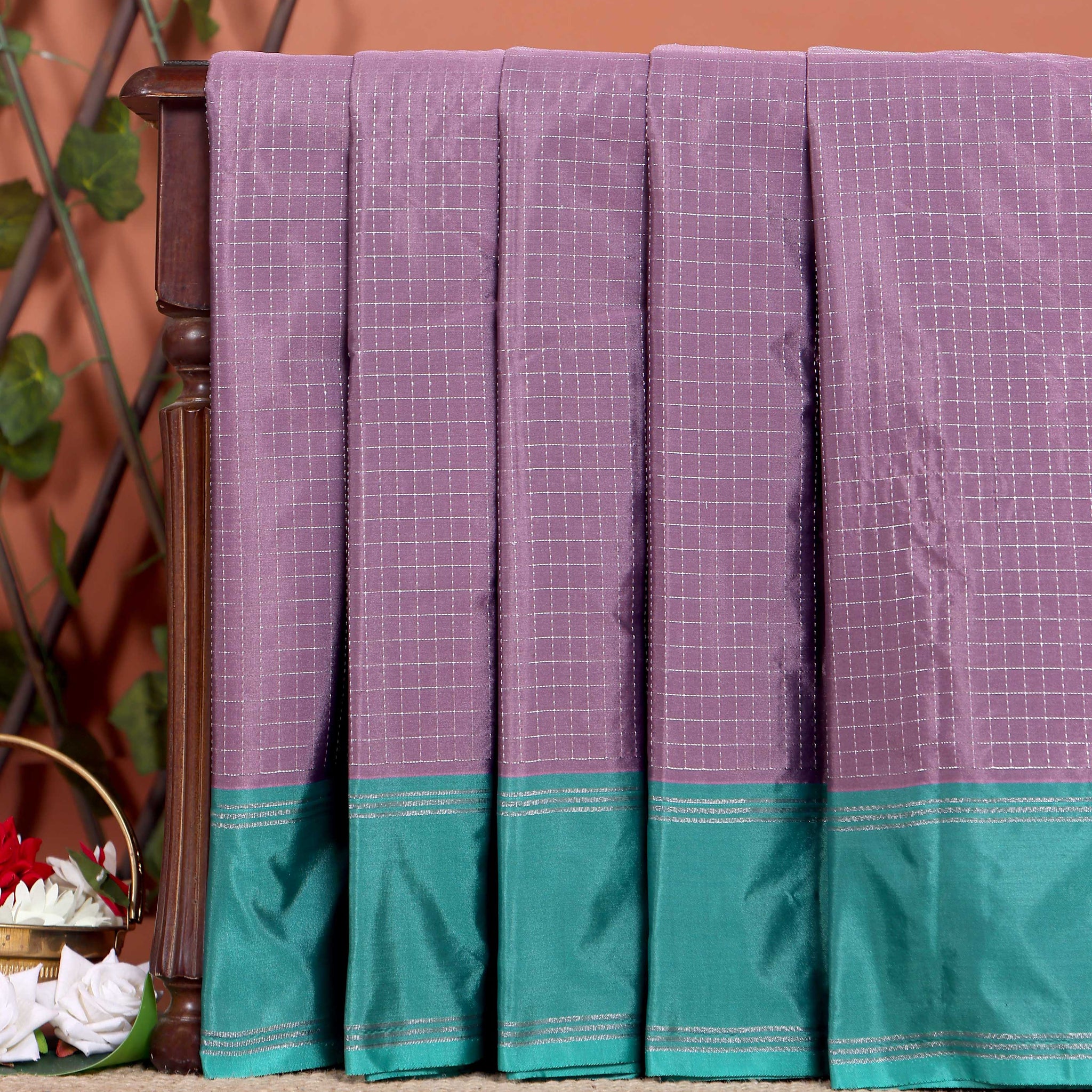 Classic Checks Soft Silk Saree with Intricate Weave Border - Light Purple
