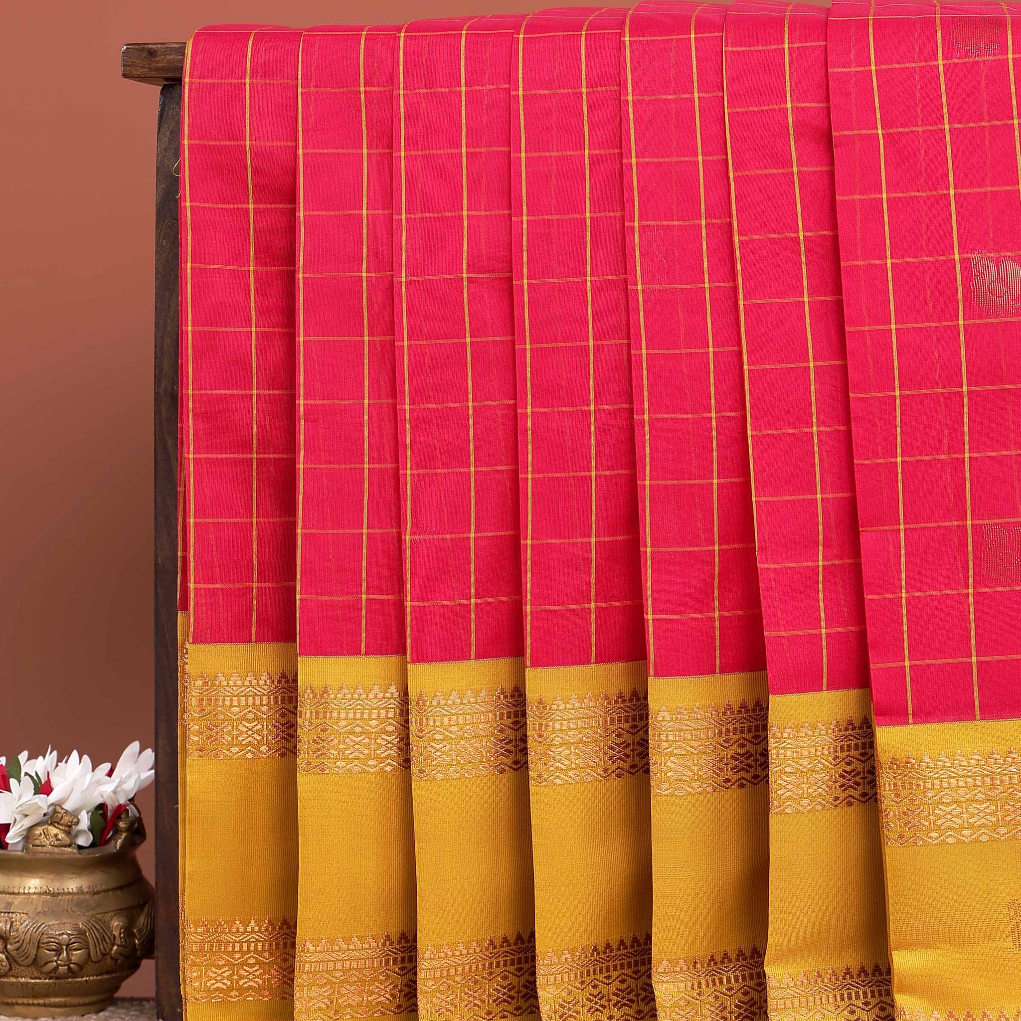 Classic Elampillai Silk Cotton Saree with Elegant Checked Pattern and Traditional Zari Woven Contrast Border - Pink