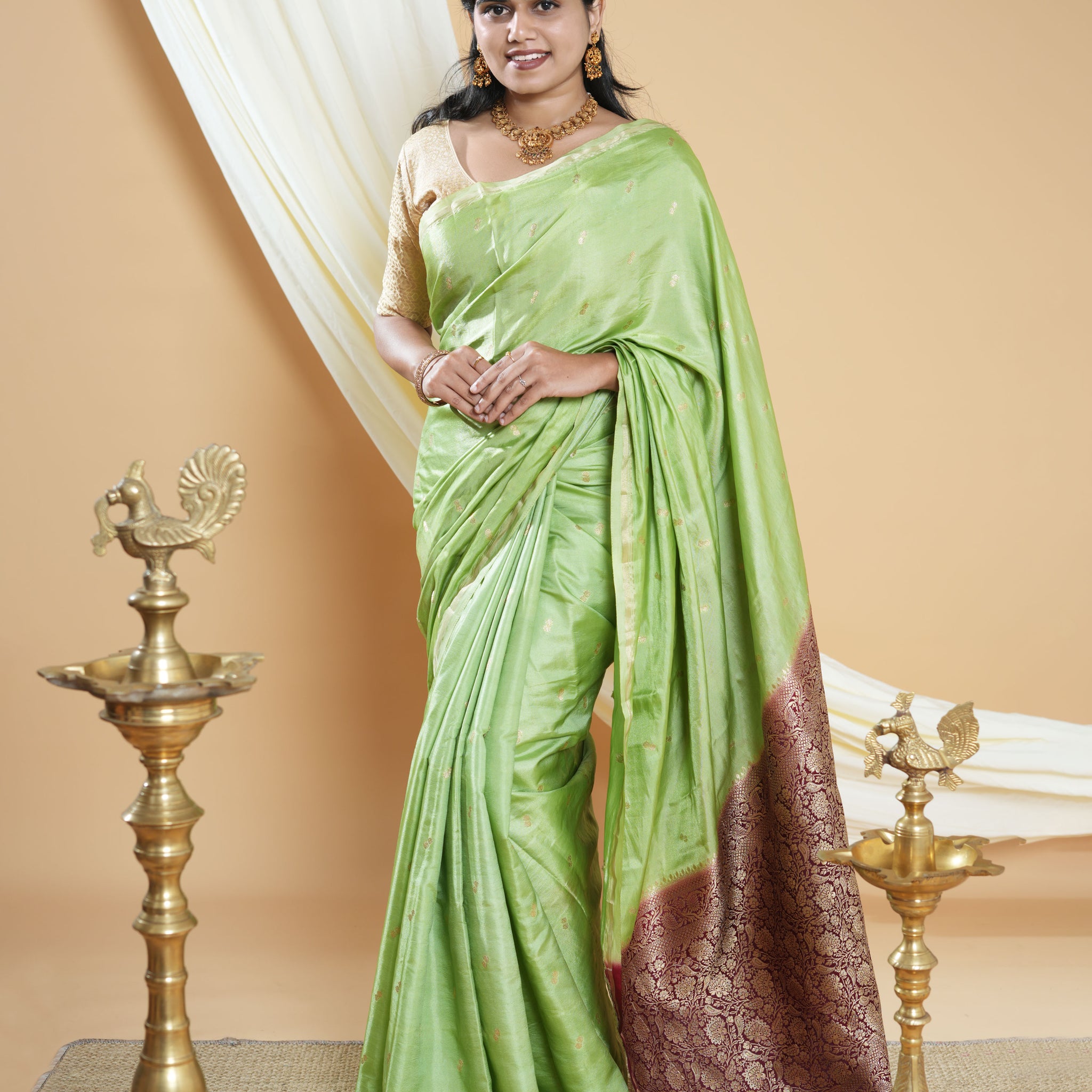 Elegant Handwoven Banarasi Silk Saree Accented with Subtle Zari Buttas and a Classic Zari Border - Green