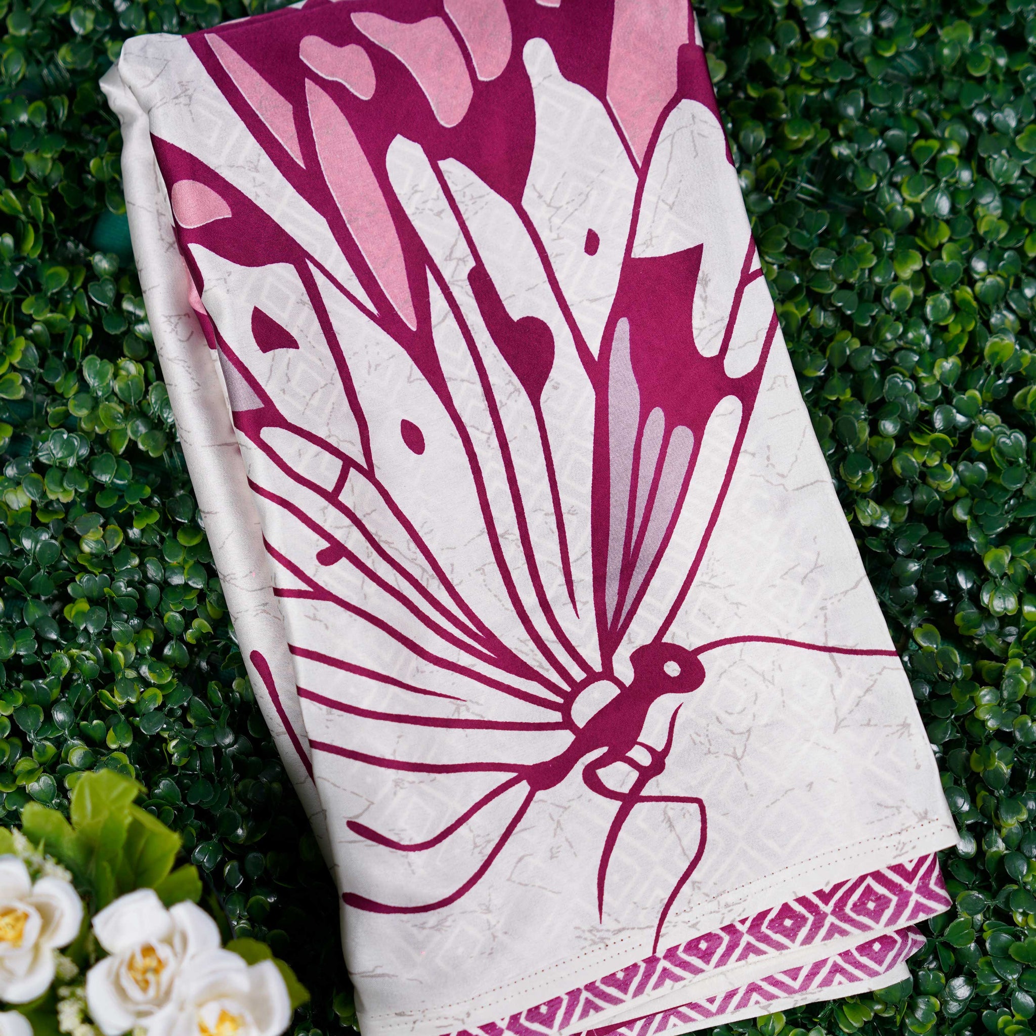Satin Saree with Bold Butterfly Motif and Geometric Border - White