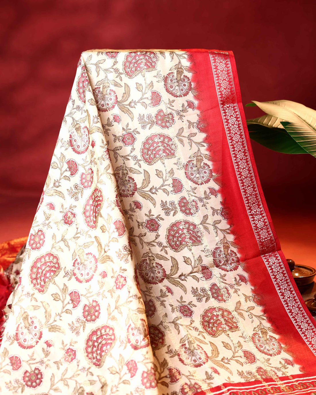 Elegant Dola Saree with Floral Butta Motifs and Classic Zari Woven Contrast Border - Cream