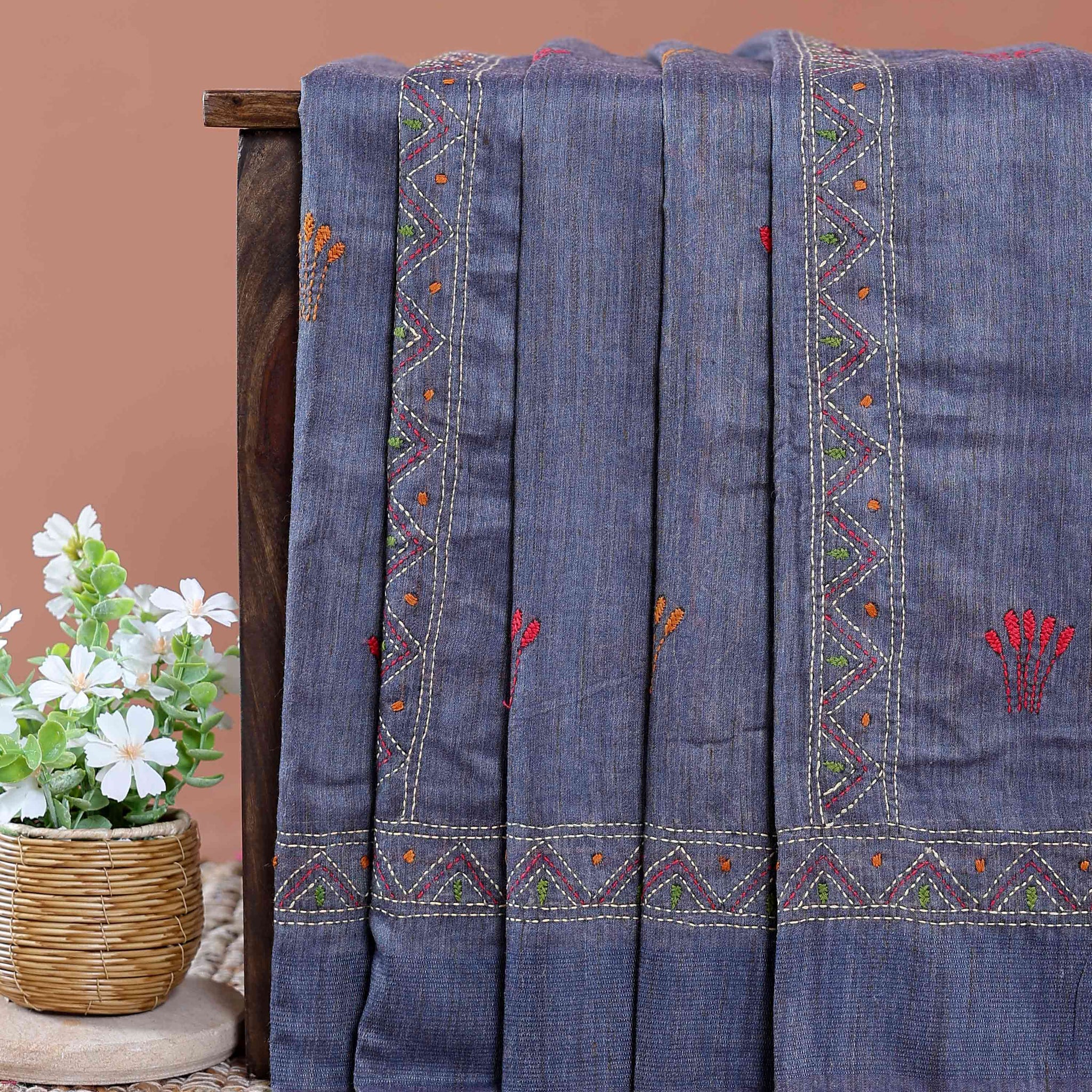 Eleagnt Kantha Work Saree with Floral and Geometric Motifs - Blue