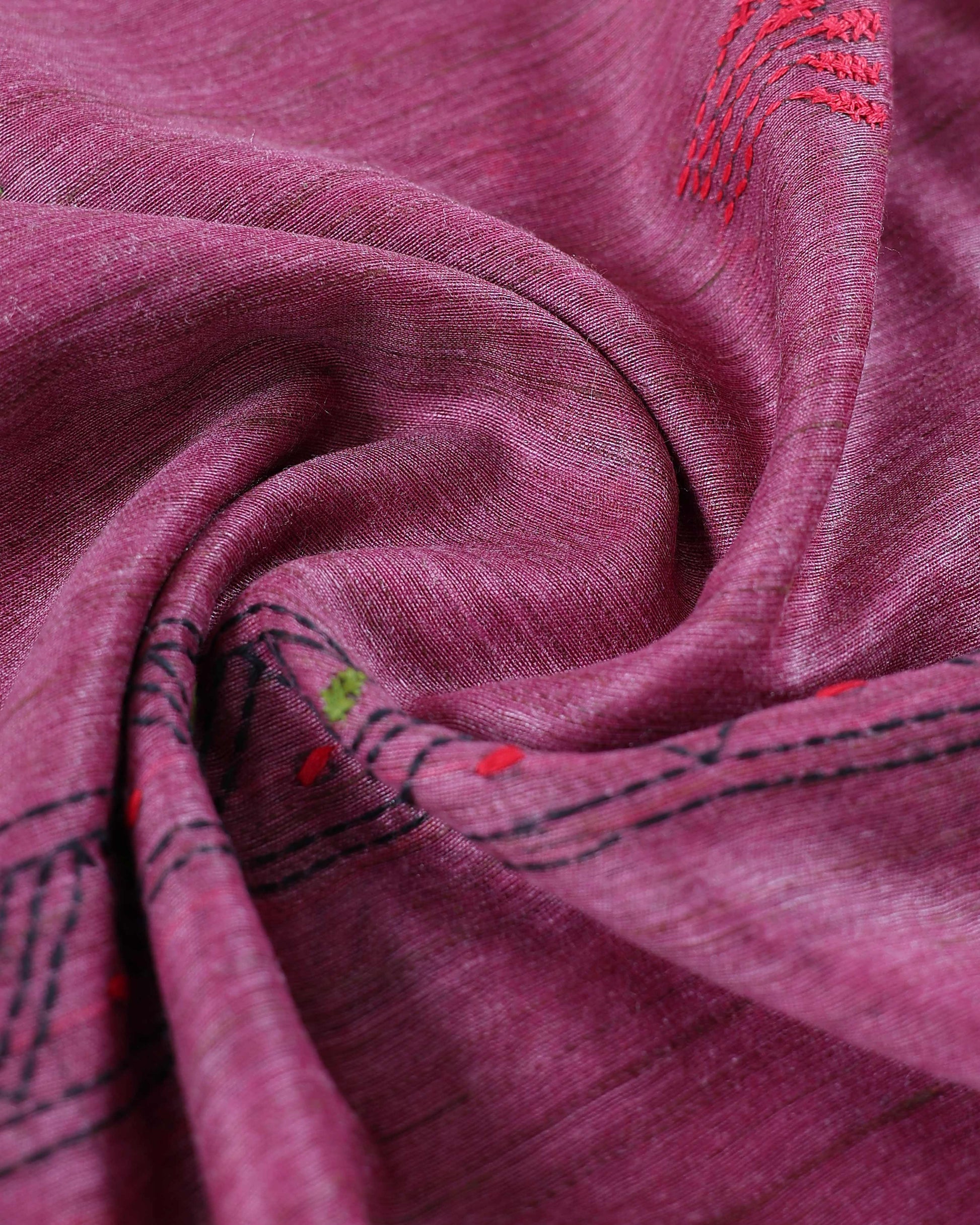 Eleagnt Kantha Work Saree with Floral and Geometric Motifs - Dark Pink