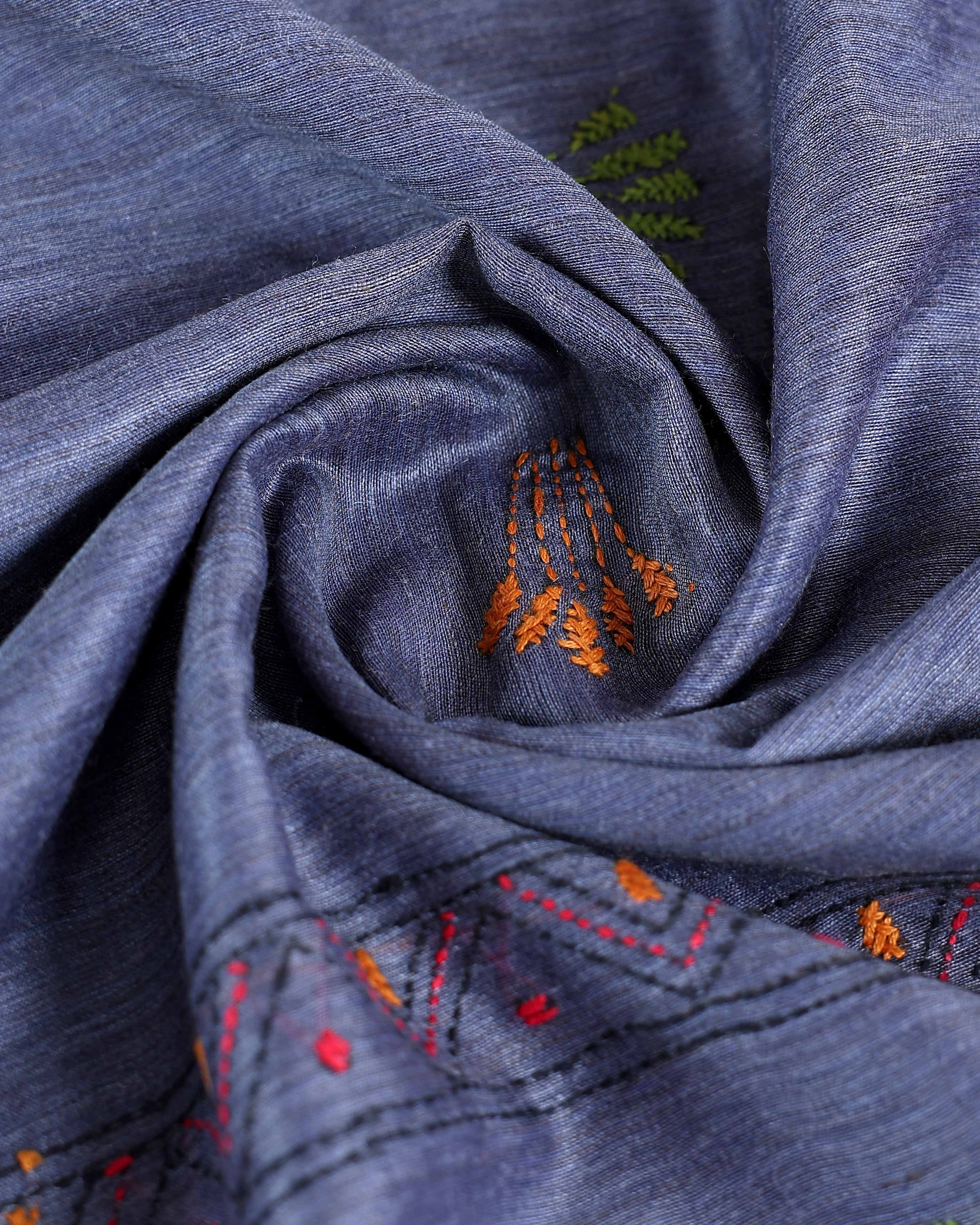 Eleagnt Kantha Work Saree with Floral and Geometric Motifs - Light Blue