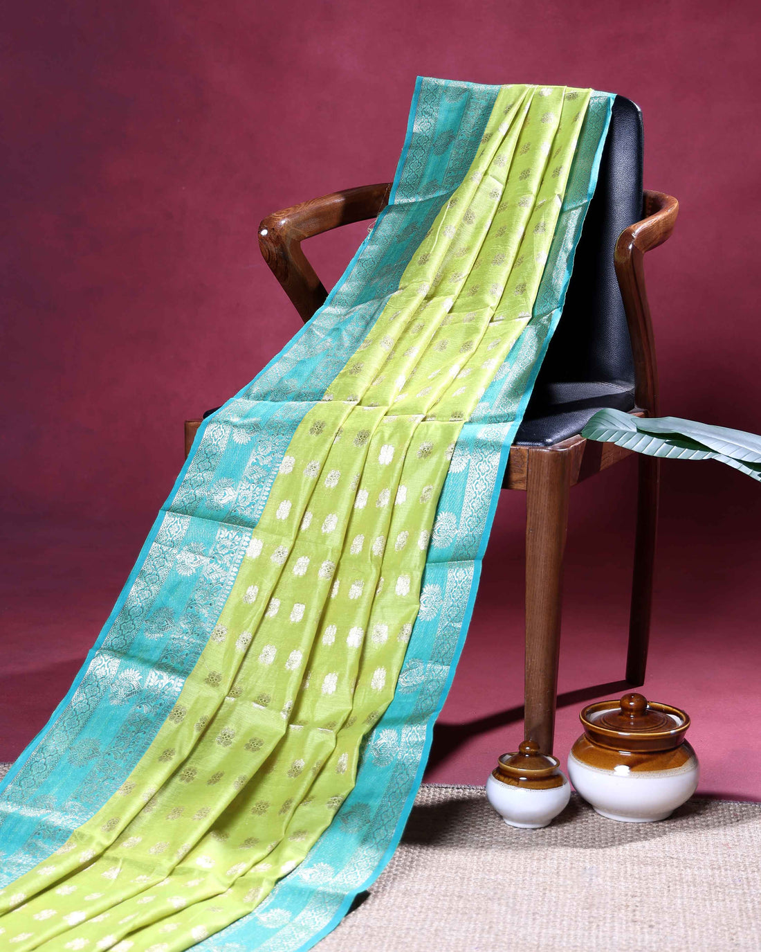 Elegant Banarasi Tissue Saree with Traditional Zari Motifs and Ornate Woven Border - Green