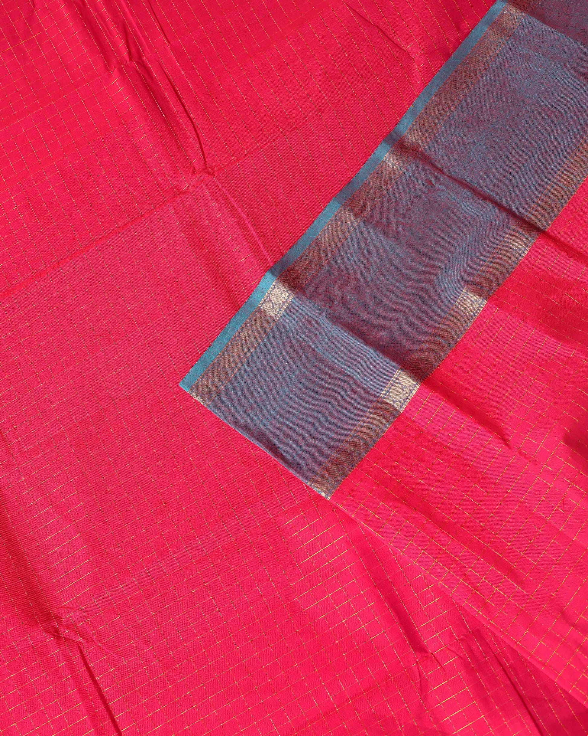 Elegant Chettinad Cotton Saree with Grid Pattern and Contrast Border - Pink-Close