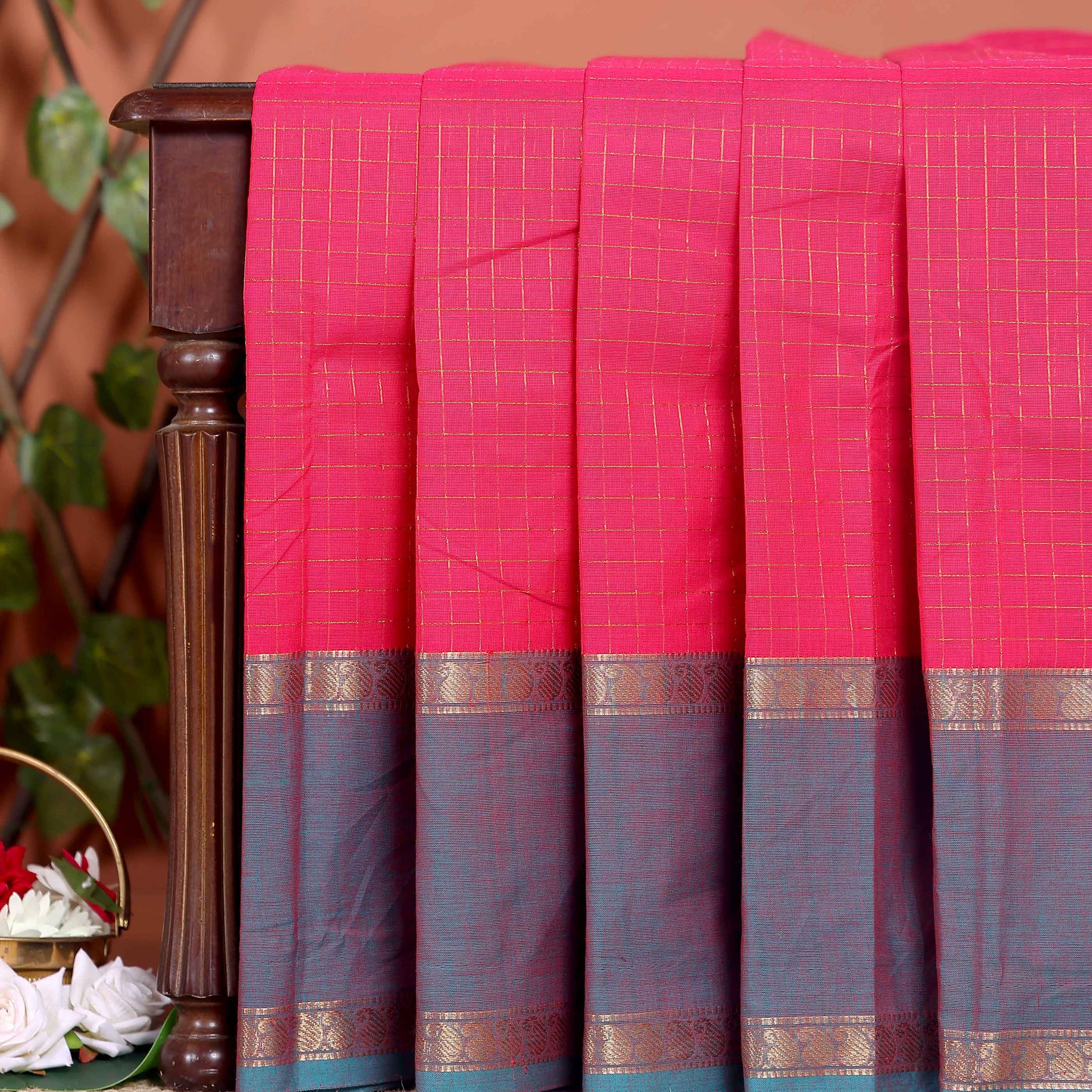 Elegant Chettinad Cotton Saree with Grid Pattern and Contrast Border - Pink