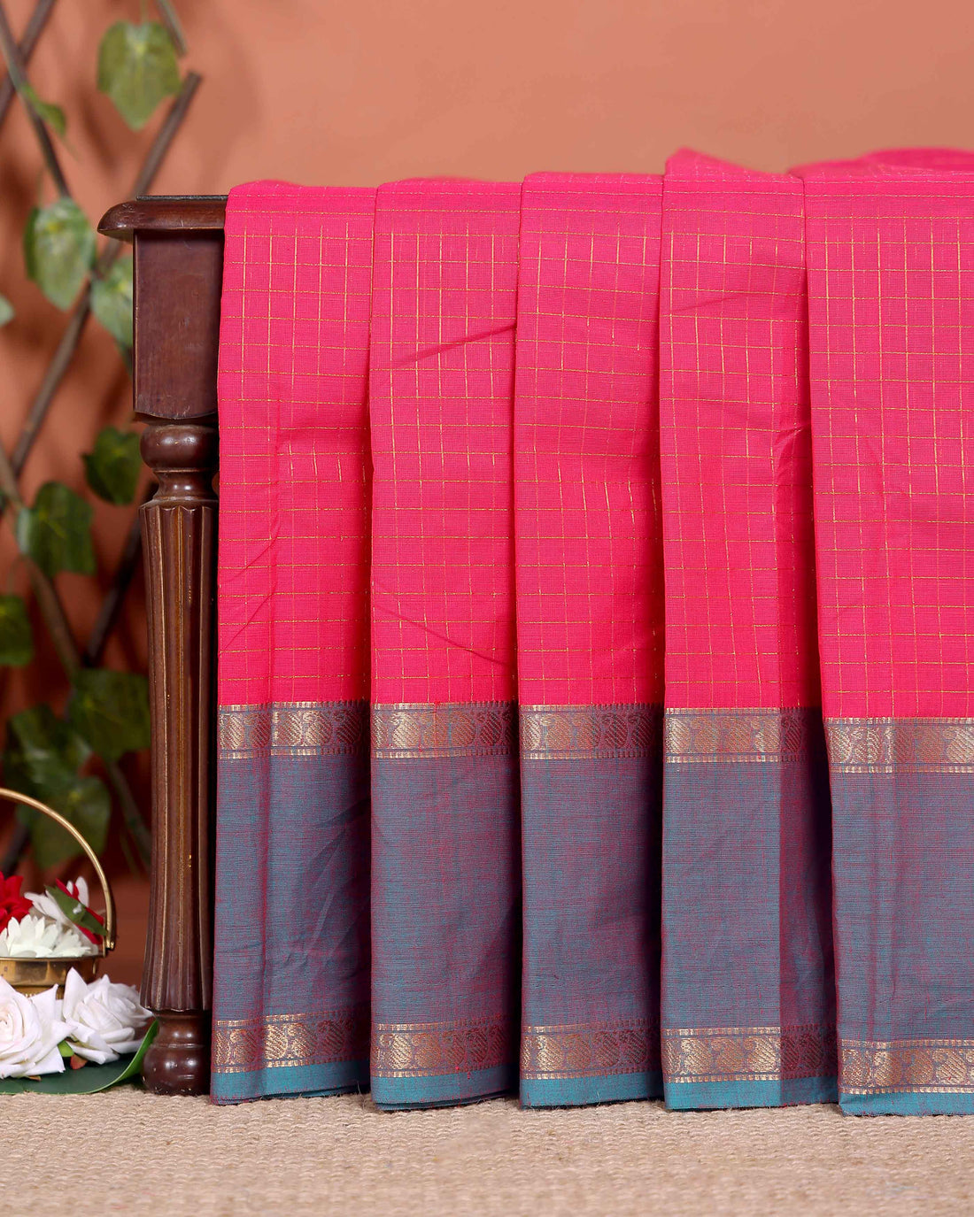 Elegant Chettinad Cotton Saree with Grid Pattern and Contrast Border - Pink