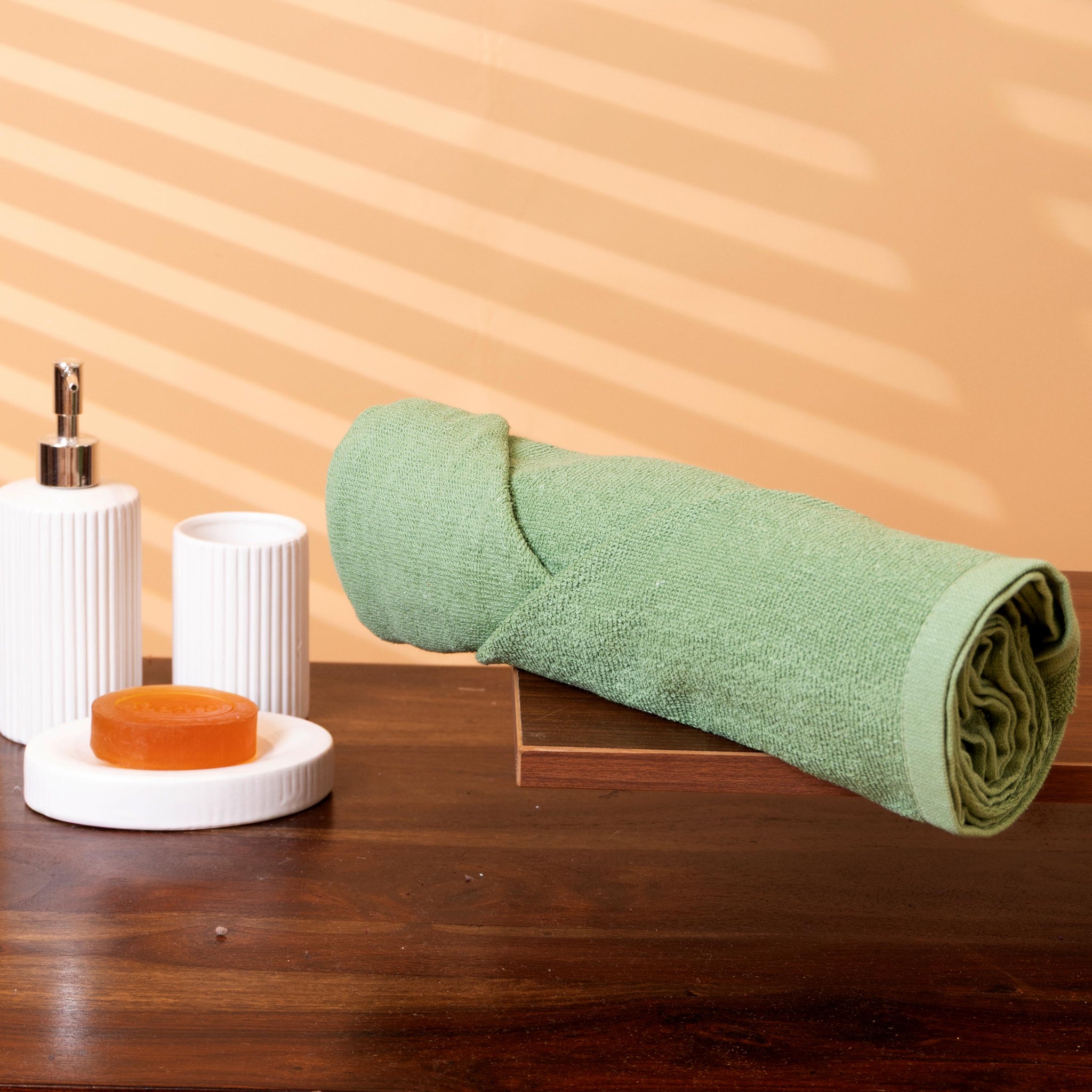 Elegant Classic Textured Towel with Decorative Woven Border - Green