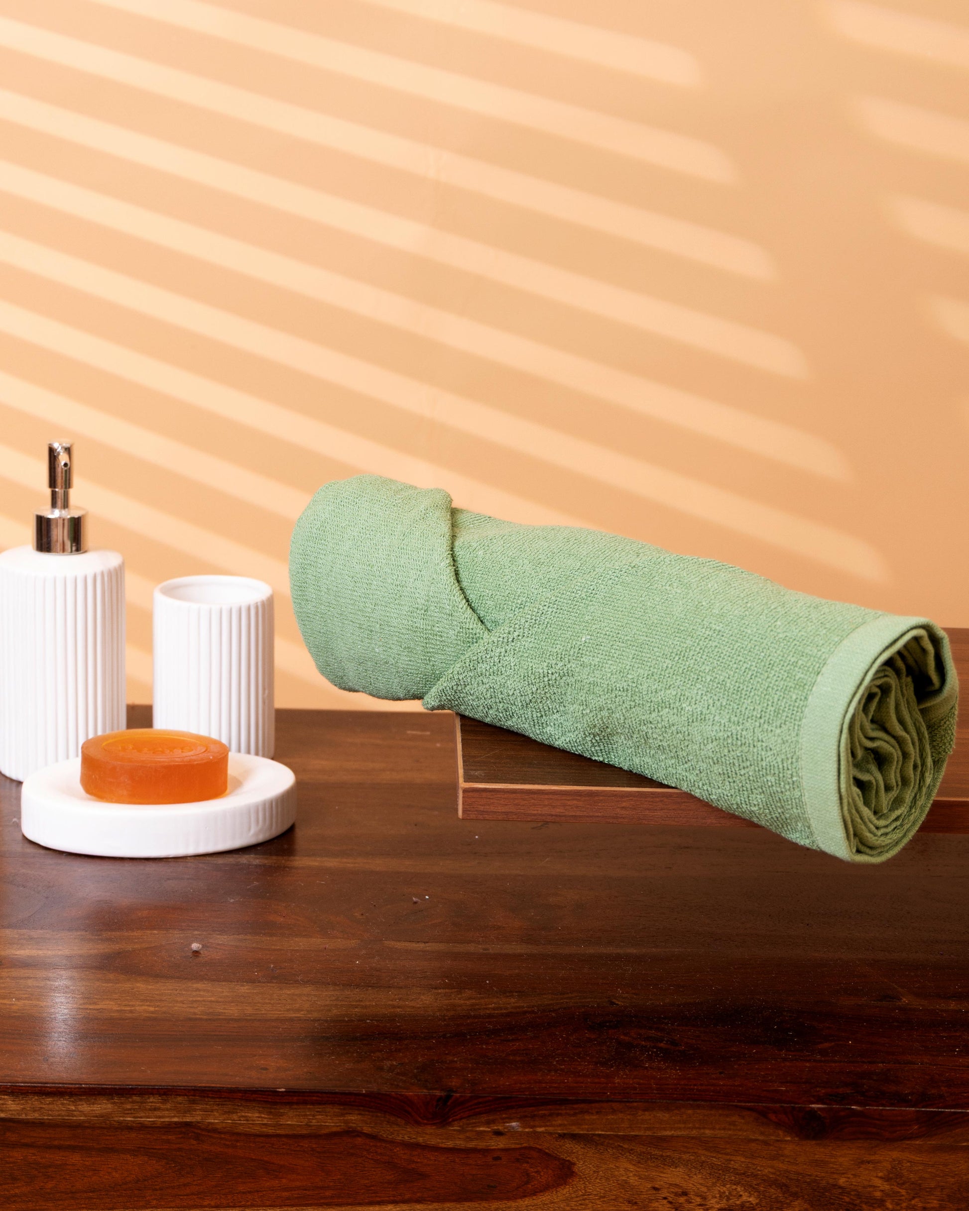 Elegant Classic Textured Towel with Decorative Woven Border - Green