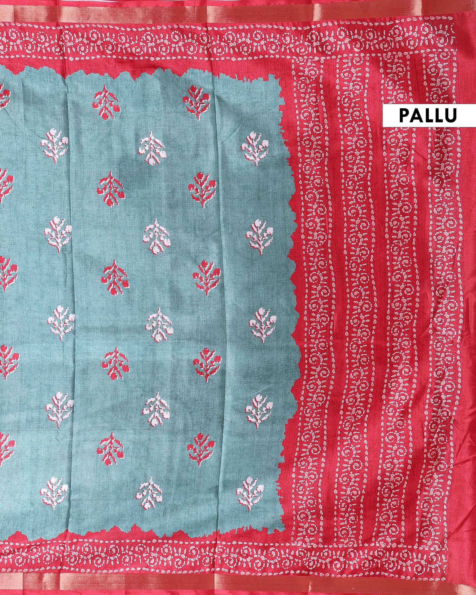 Elegant Dola Saree with Floral Motifs and Contrast Border - Green-Pallu