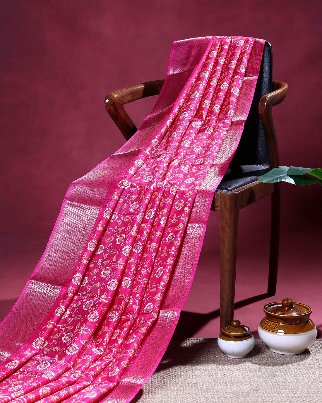Elegant Dola Silk Saree with All-Over Floral Vine Motifs and Rich Traditional Zari Woven Border - Pink