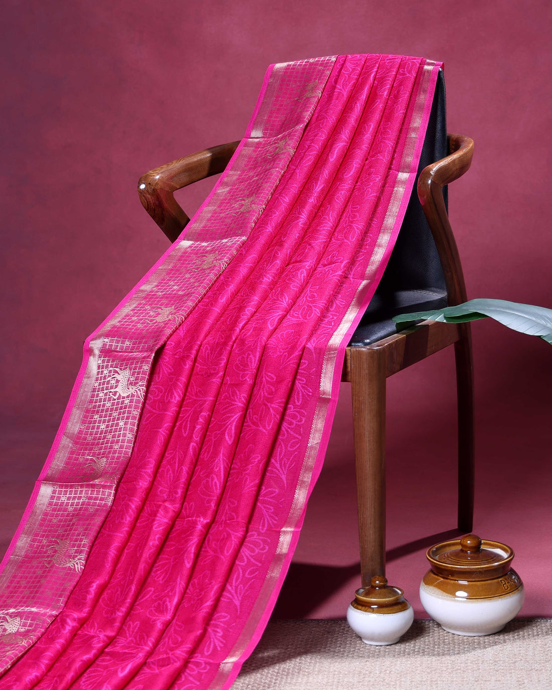 Elegant Dola Silk Saree with All Over Floral Vine Motifs and Traditional Deer Motif Woven Border - Pink