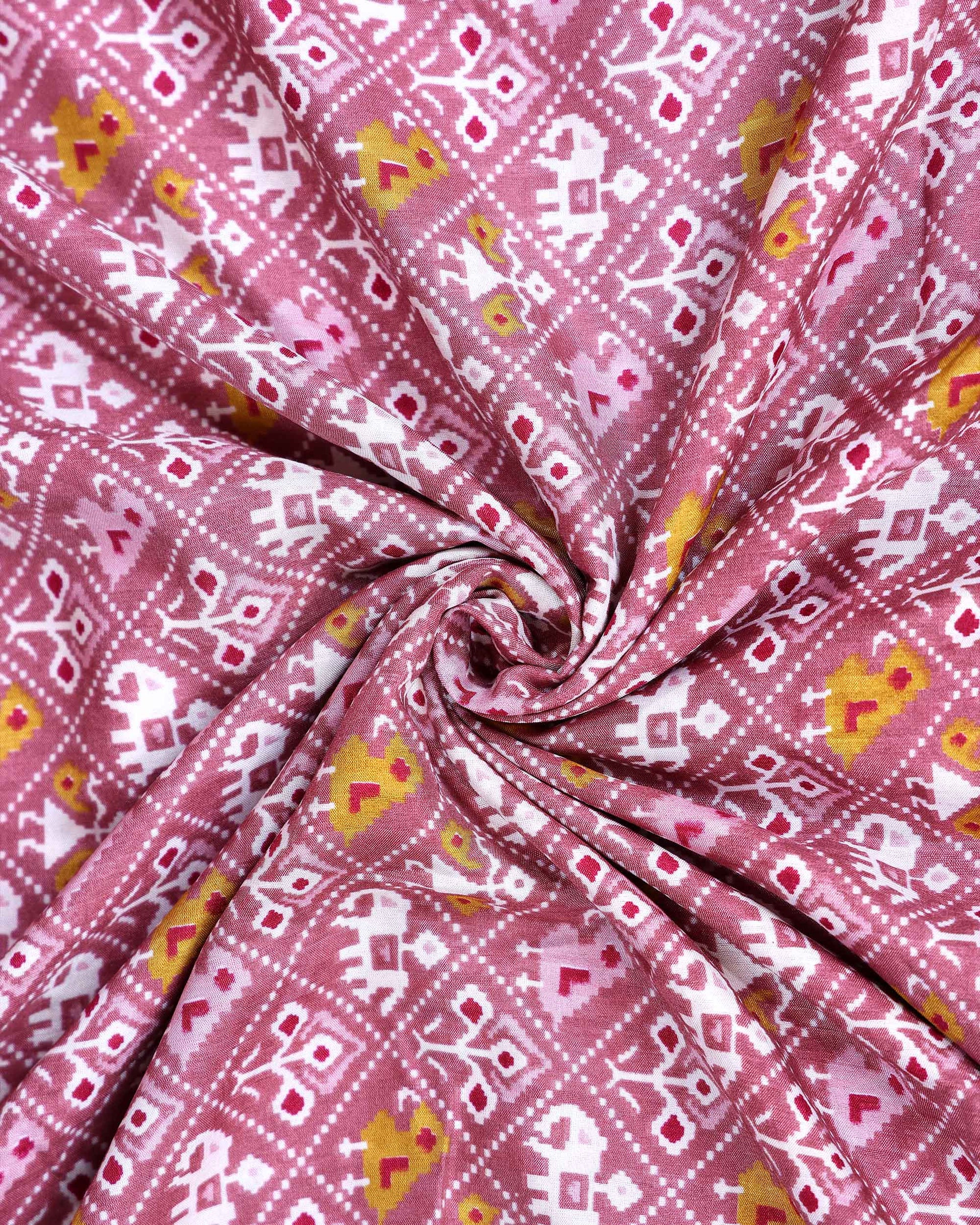 Elegant Dola Silk Saree with All Over Traditional Ikkat Inspired Geometric Motifs and  Zari Woven Border - Onion Pink-Close Up