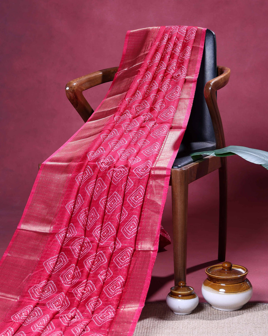 Elegant Dola Silk Saree with Geometric Diamond Motif and Decorative Border - Pink