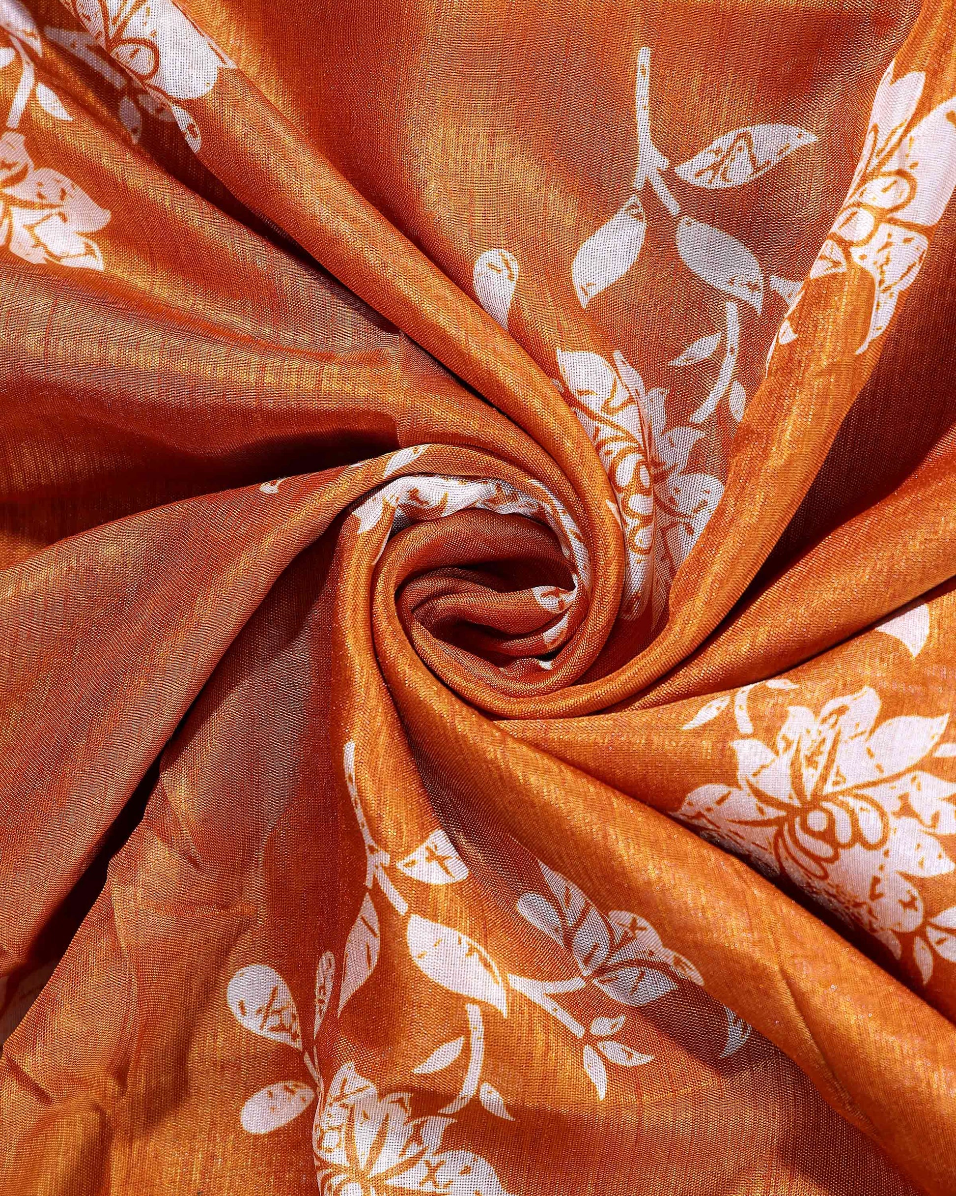 Elegant Dola Silk Saree with Graceful Floral Vine Pattern and Decorative Ethnic Woven Border - Orange-Close Up