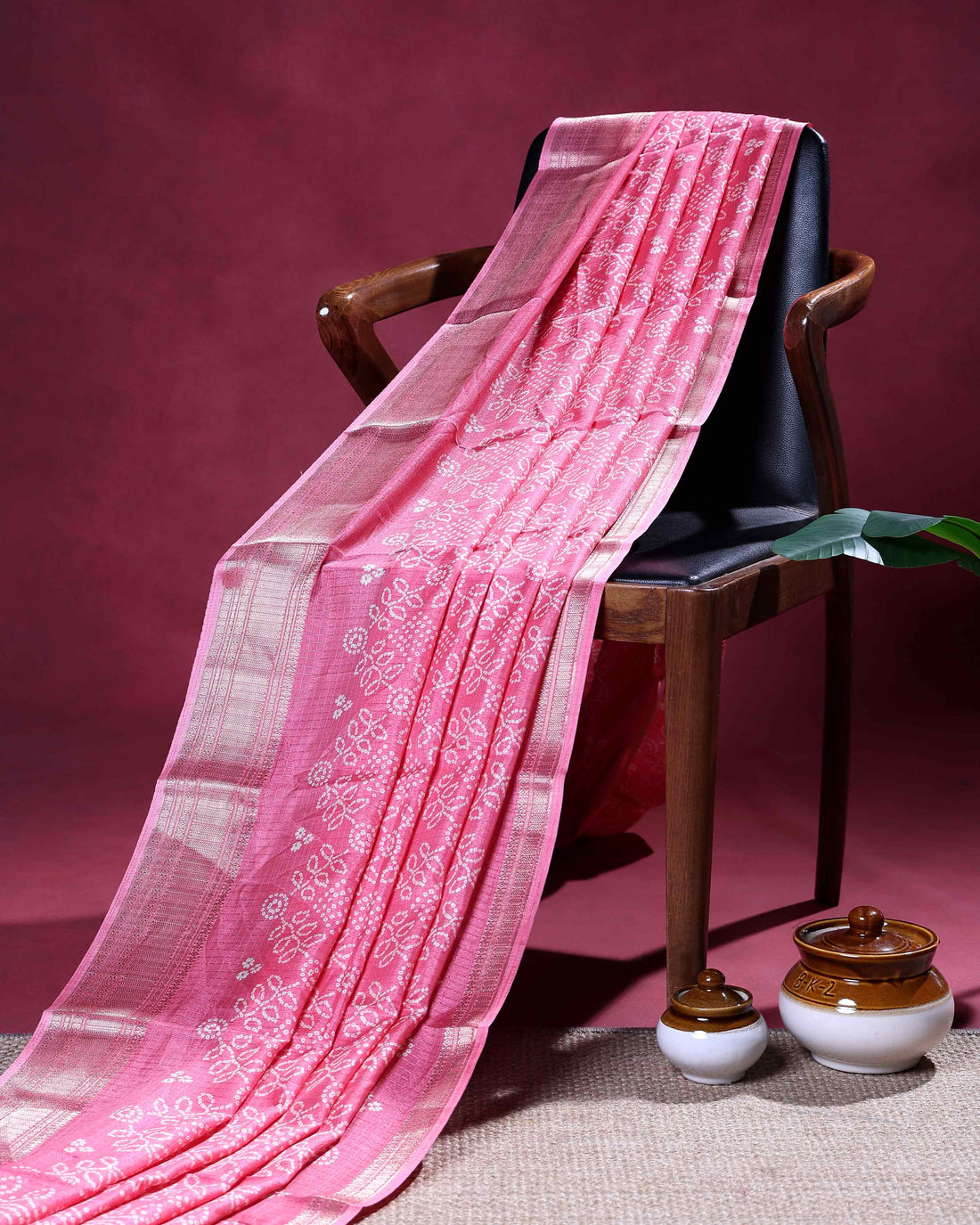 Elegant Dola Silk Saree with Intricate Floral Vine Weave and Zari Border - Pastel Pink