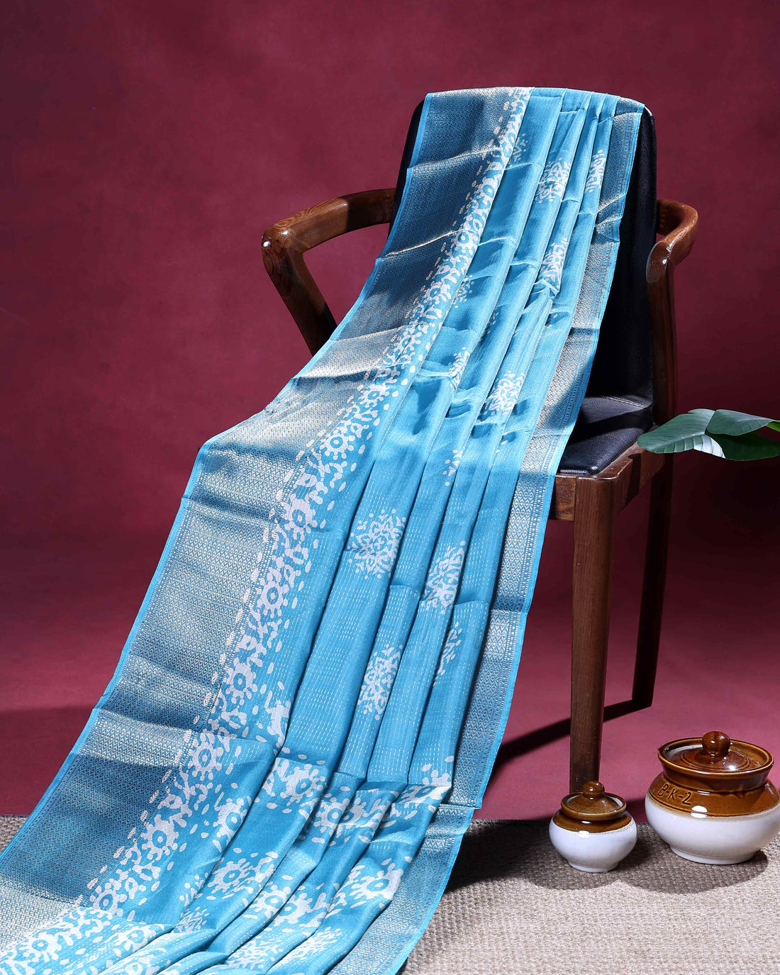 Elegant Dola Silk Saree with Intricate Woven Motifs Traditional Zari Border and Textured Pallu - Blue