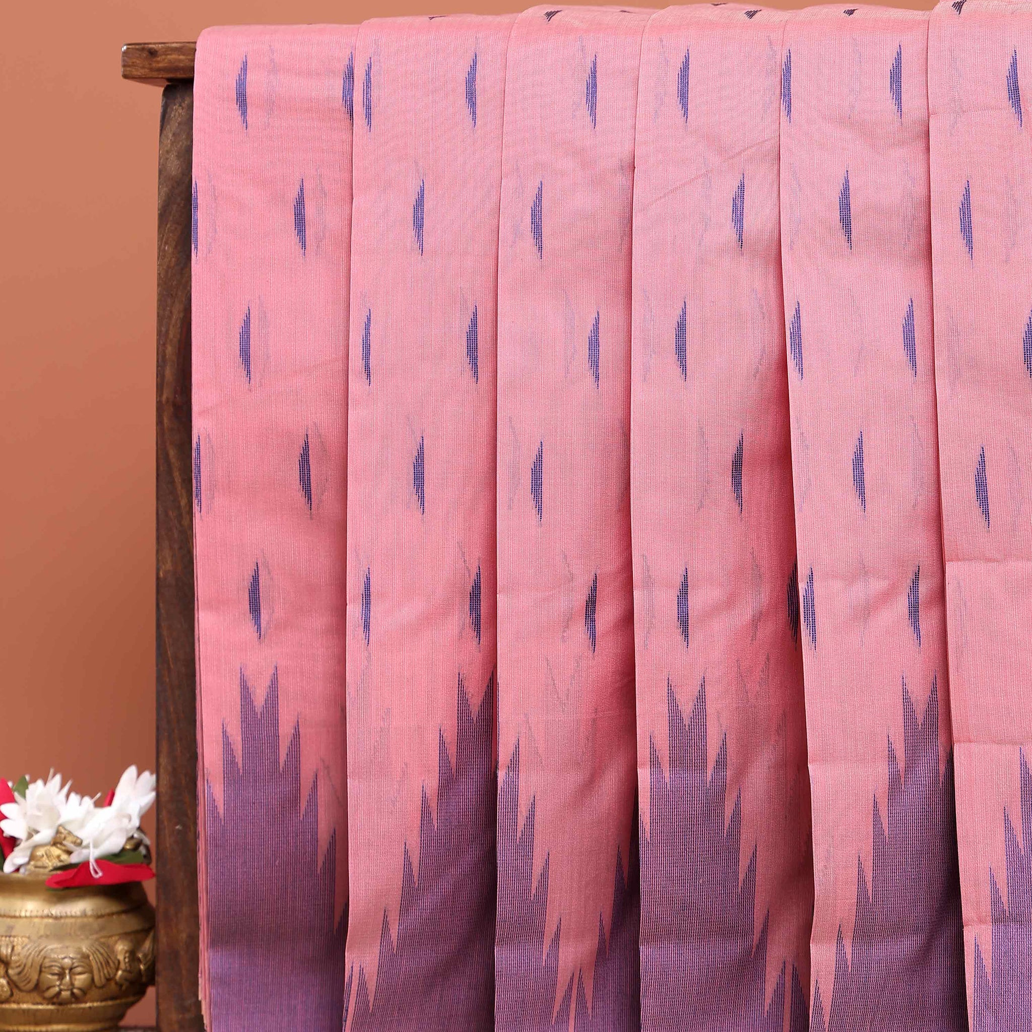 Elegant Elampillai Handloom Silk Cotton Saree with Traditional Ikkat Weave - Pink