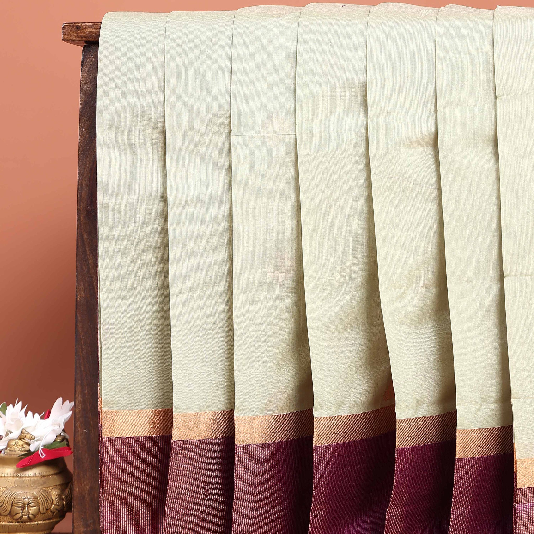 Elegant Elampillai Handloom Silk Cotton Saree with Traditional Korvai Border - Light Green