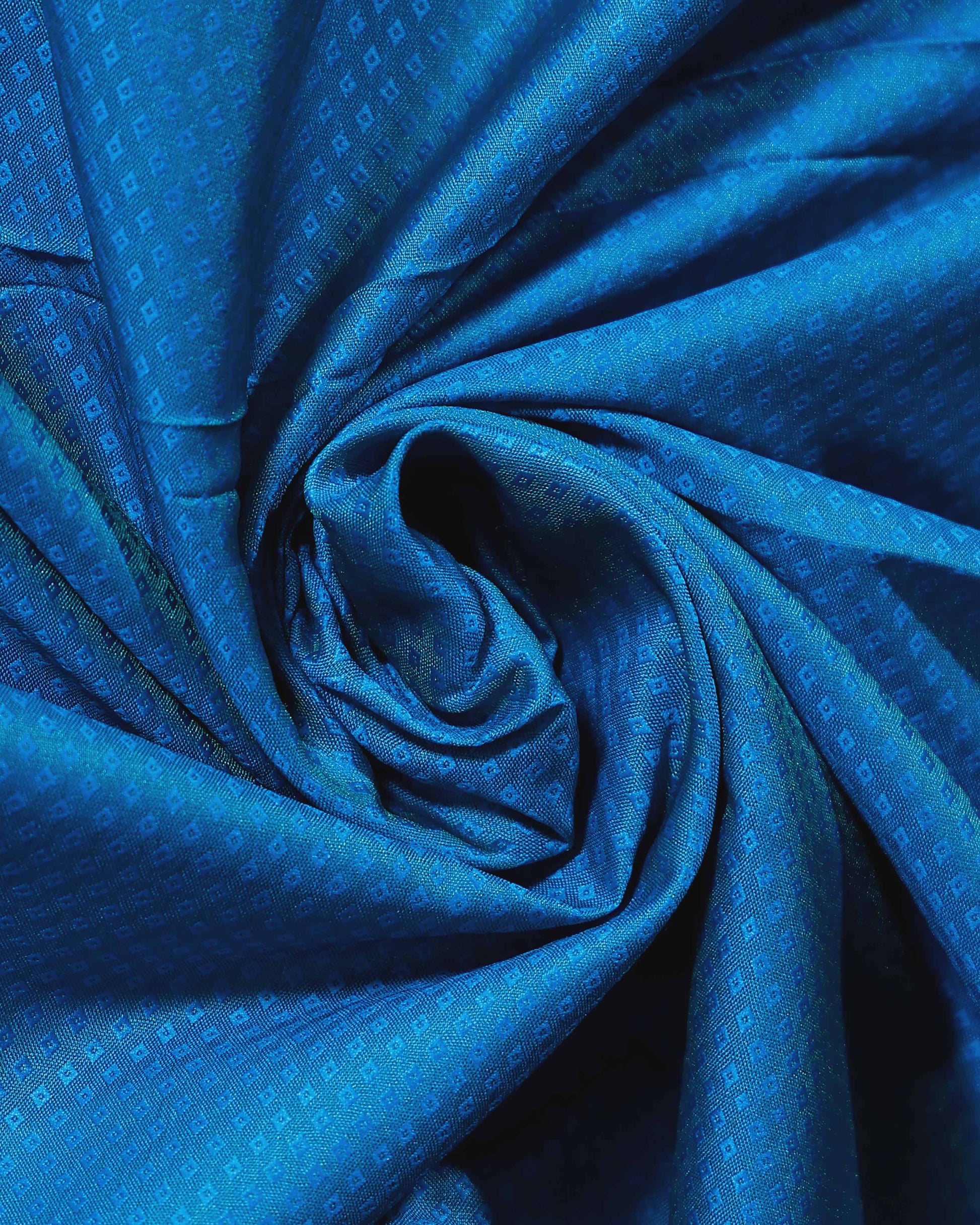 Elegant Elampillai Handloom Silk Cotton Saree with Traditional Zari Border - Blue-Closeup