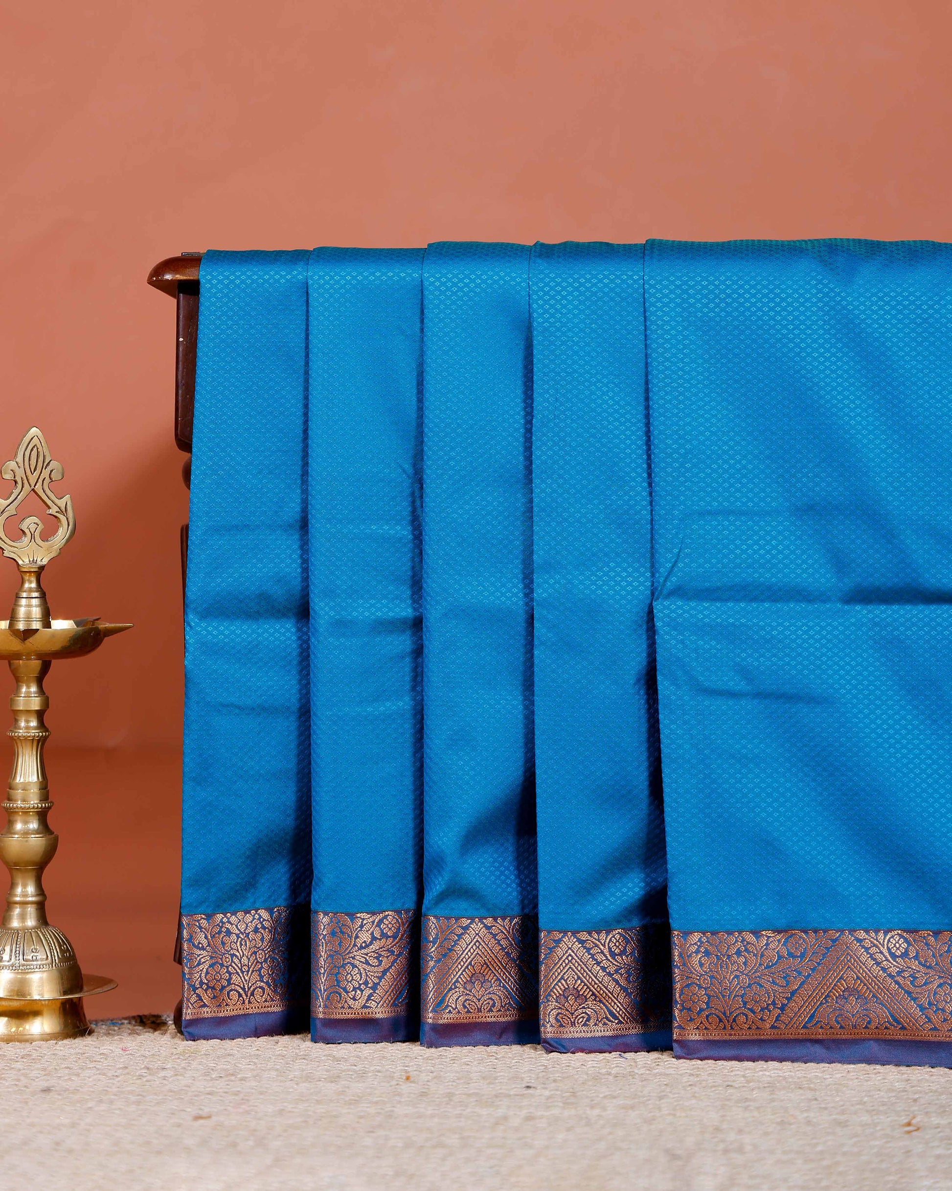 Elegant Elampillai Handloom Silk Cotton Saree with Traditional Zari Border - Blue