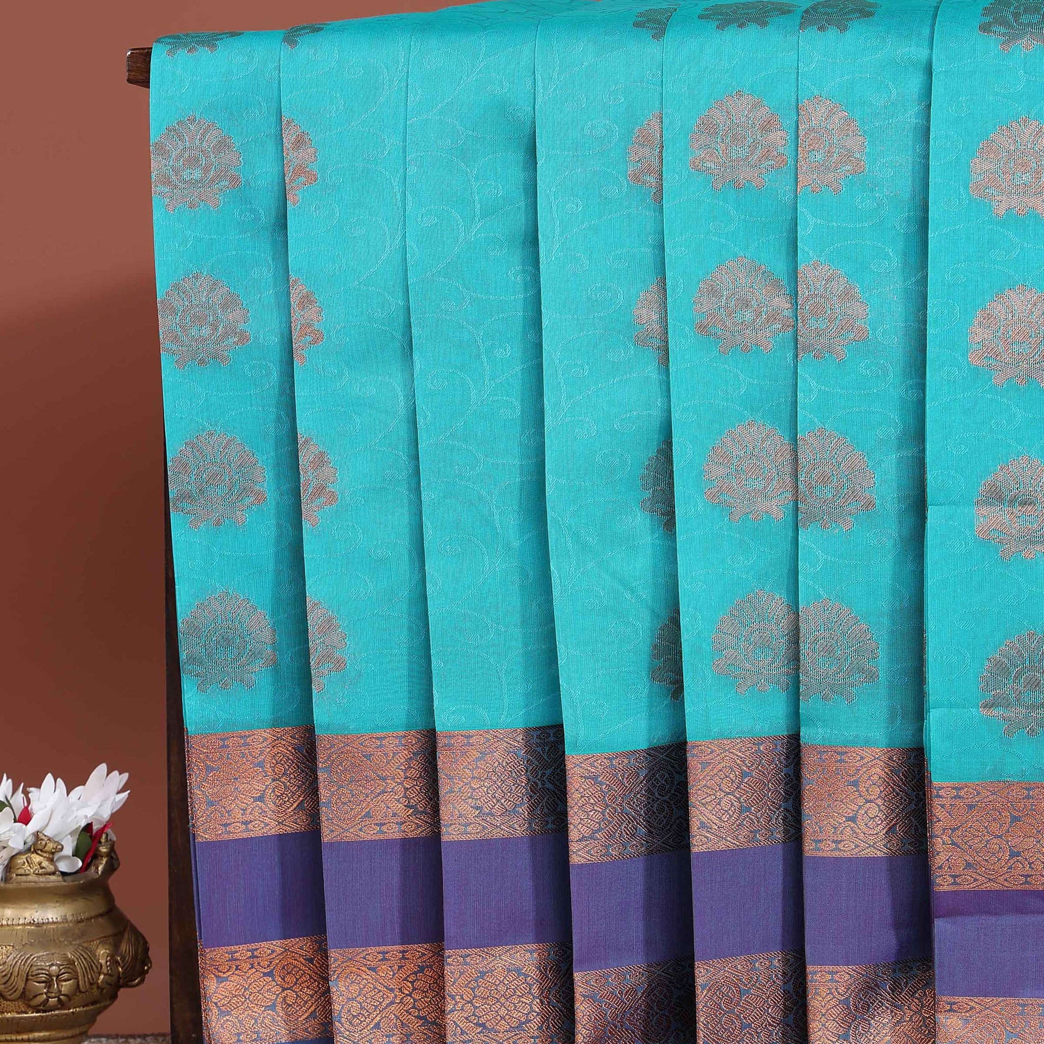 Elegant Elampillai Silk Cotton Saree with Intricate Zari Woven Border and Butta Motifs - Sky Blue