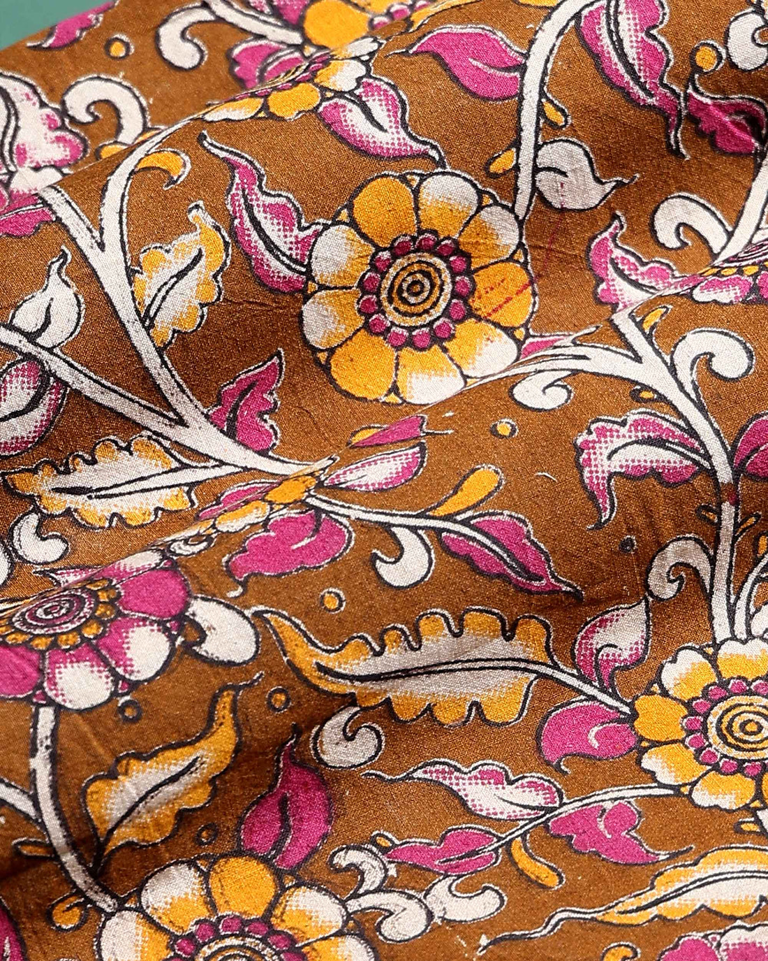 Elegant Floral Printed Women’s 1 Meter Blouse Material with Traditional Art Detailing - Brown