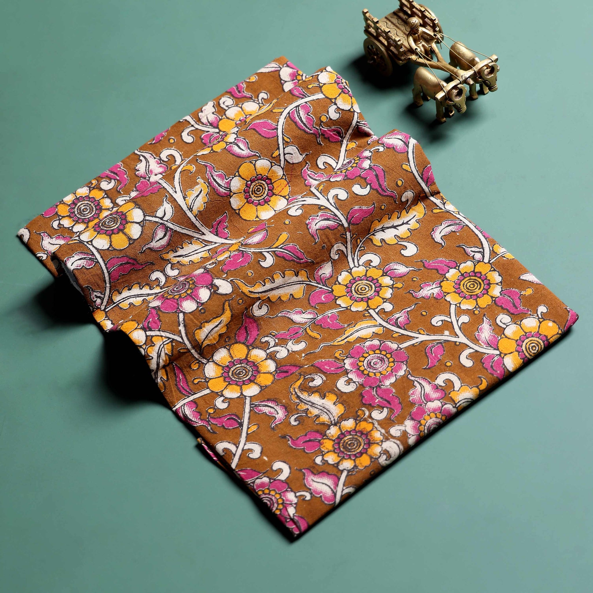 Elegant Floral Printed Women’s 1 Meter Blouse Material with Traditional Art Detailing - Brown