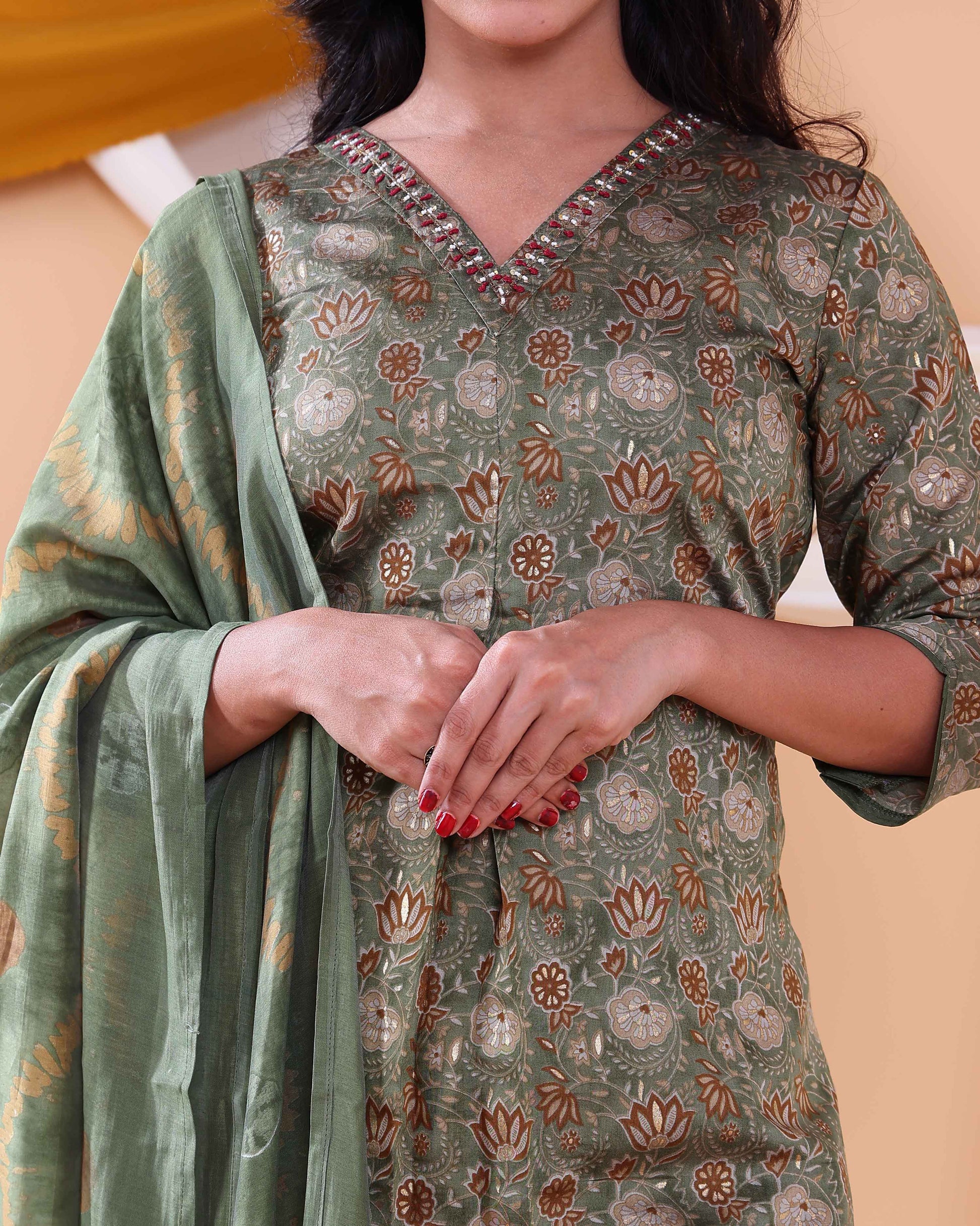 Elegant Floral Printed Women’s Salwar Set with Straight Kurta, Matching Bottom, and Dupatta- Green-Close