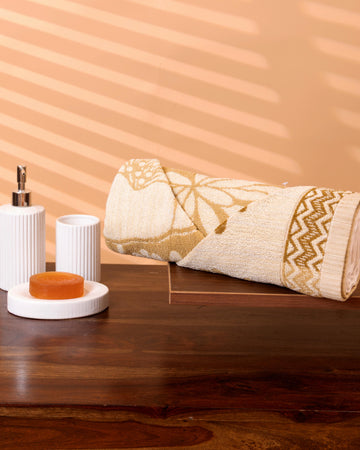 Elegant Floral and Chevron Patterned Terry Cloth Towel - Brown