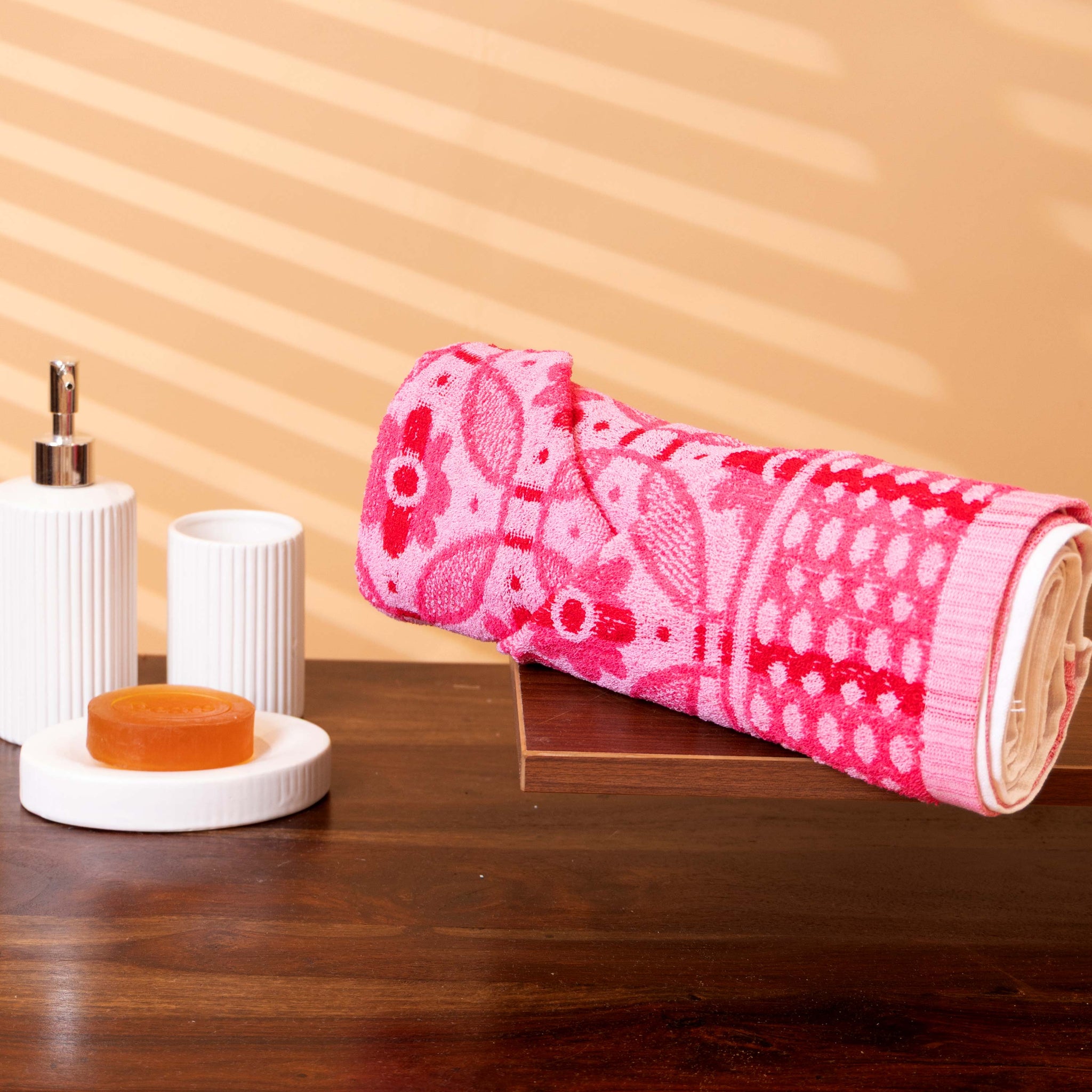 Elegant Floral and Geometric Pattern Towel - Pink and Red