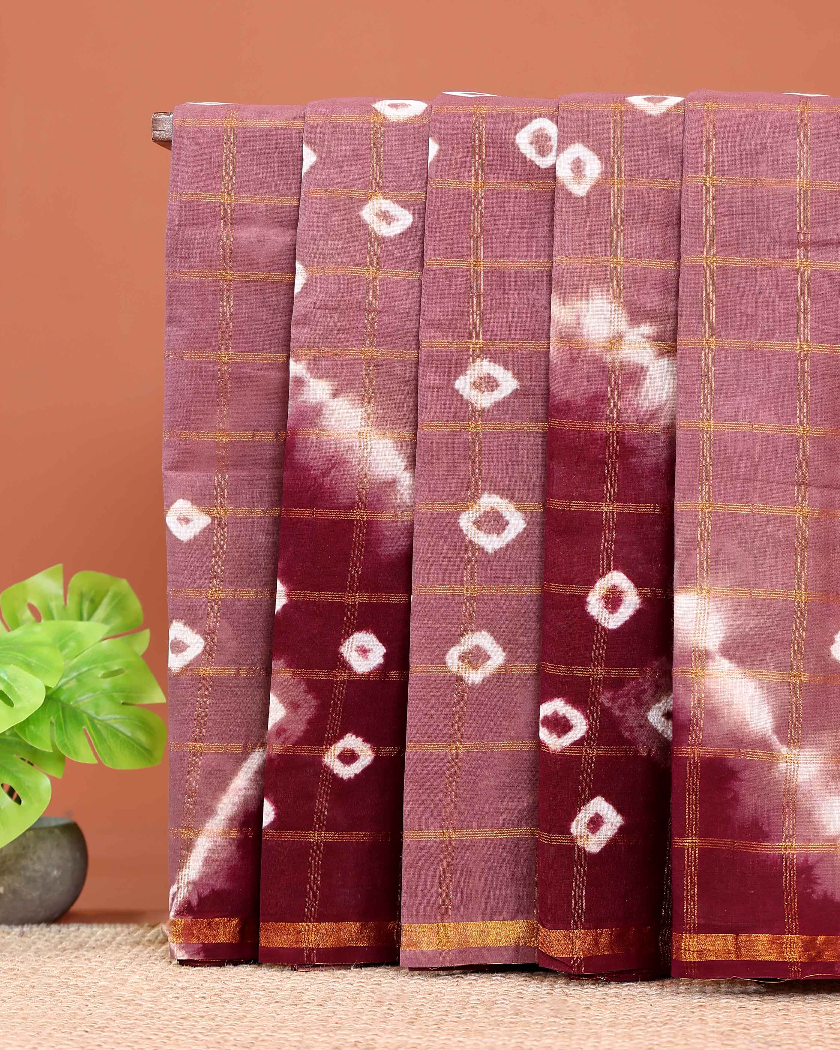 Elegant Handcrafted Sungudi Cotton Saree with Check Pattern and Bandha