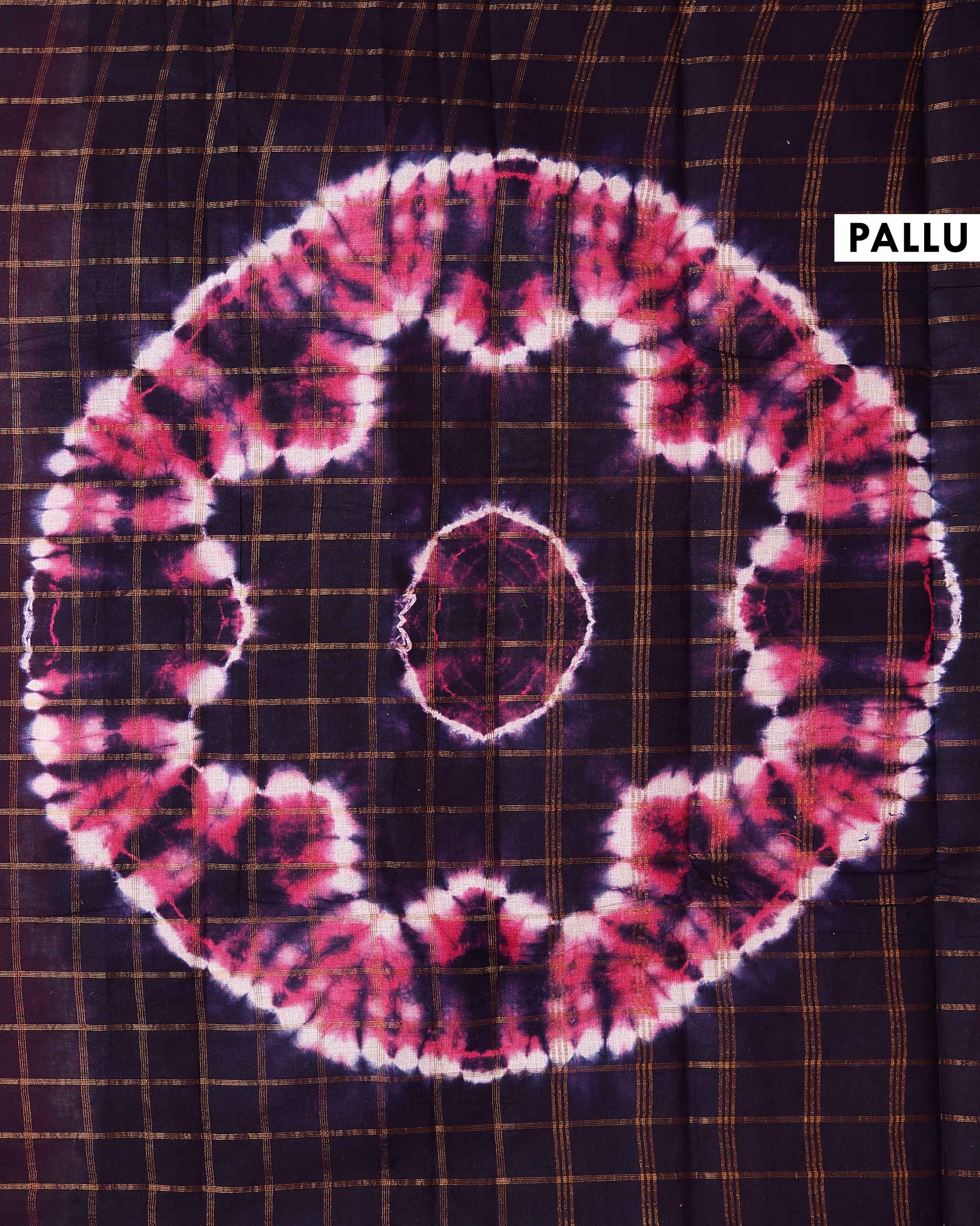 Elegant Handcrafted Sungudi Cotton Saree with Check Pattern and Bandhani Dots  - Pink