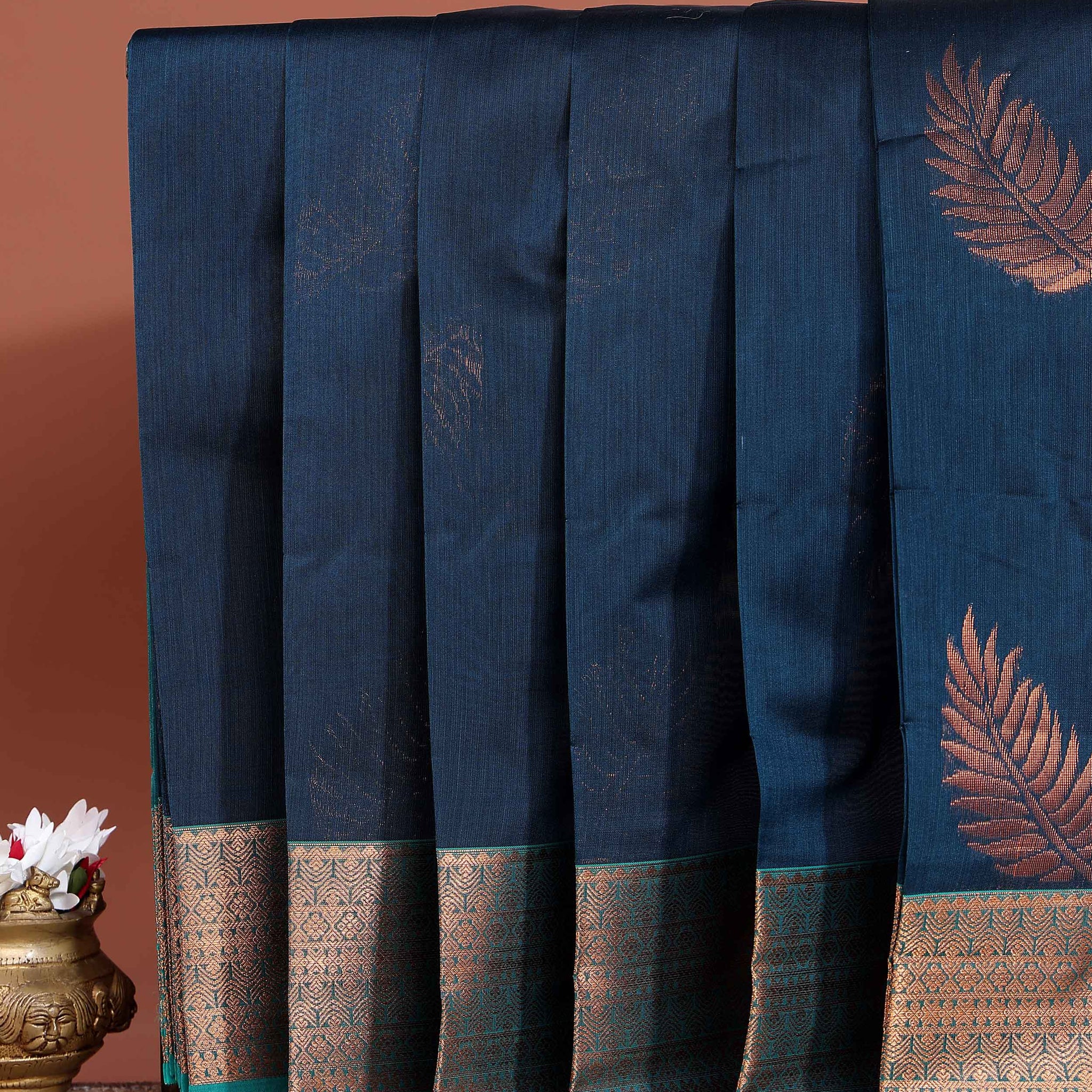 Elegant Handloom Elampillai Silk Cotton Saree with Traditional Zari Border and Pallu - Dark Teal