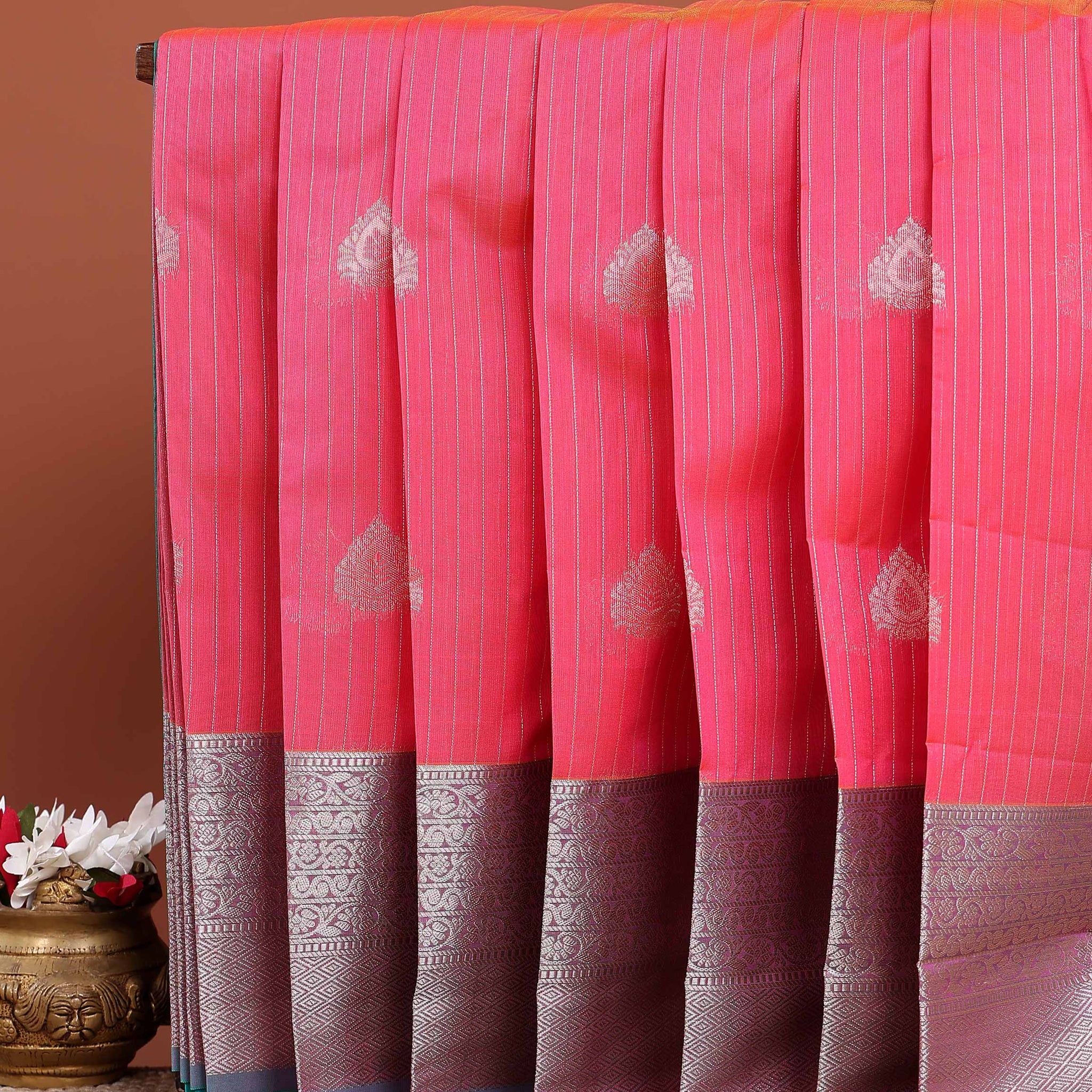 Elegant Handloom Elampillai Silk Cotton Saree with Vertical Zari Lines and Contrast Border - Pink