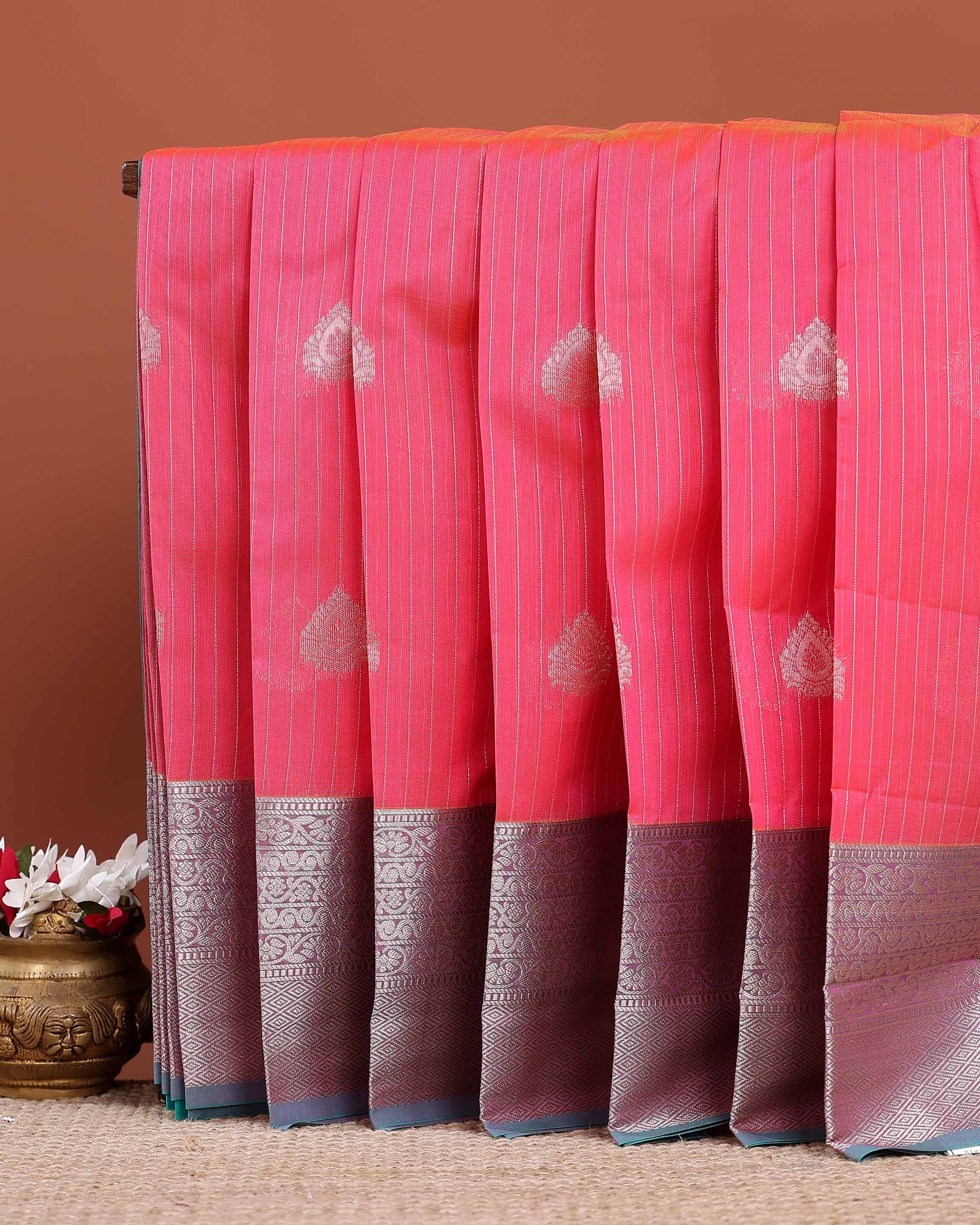 Elegant Handloom Elampillai Silk Cotton Saree with Vertical Zari Lines and Contrast Border - Pink