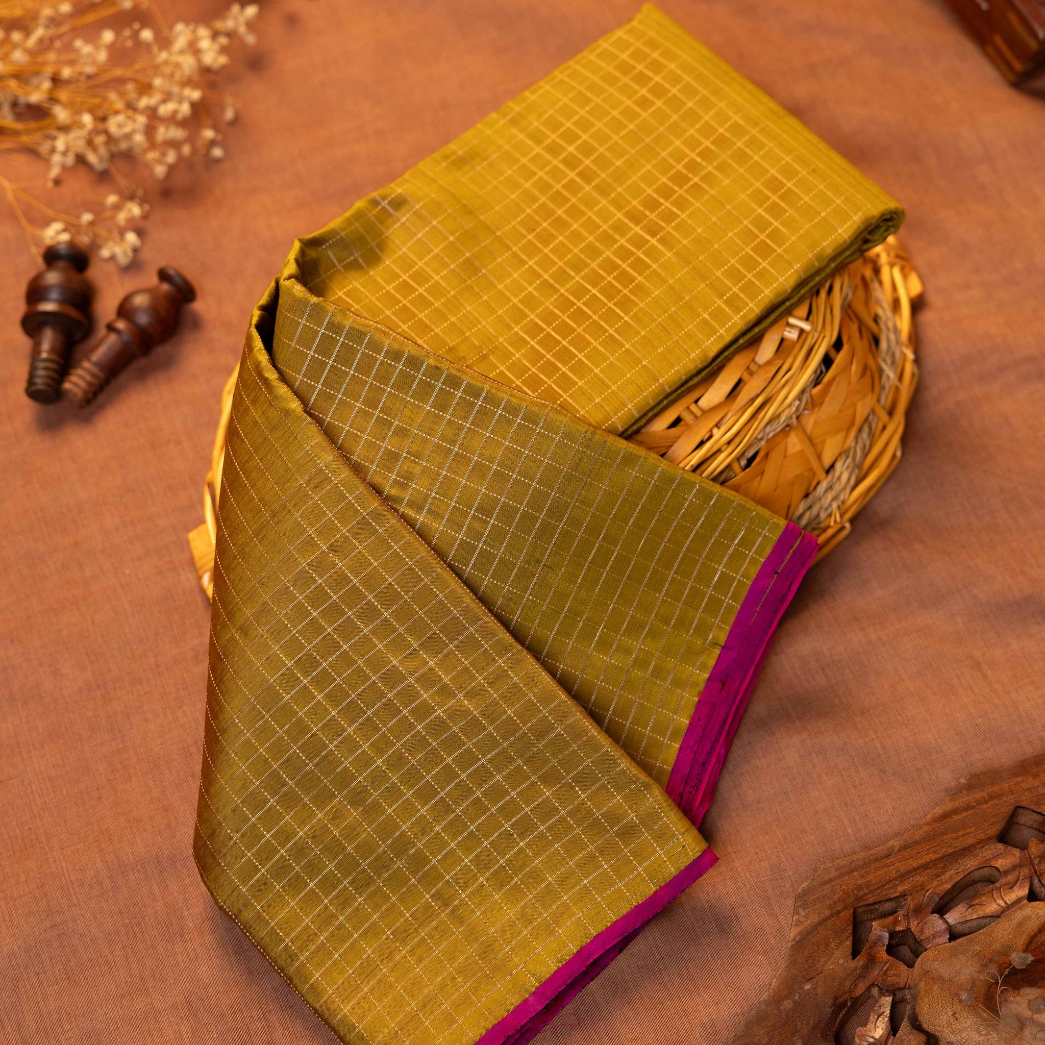 Elegant Handloom Kanchipuram Pure Silk Saree with Fine Checks and Contrast Border - Olive Green