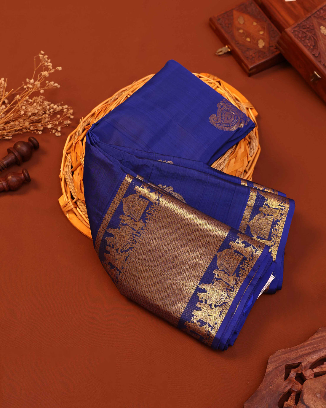 Elegant Handloom Kanchipuram Pure Silk Saree with Intricate Zari Work - Blue