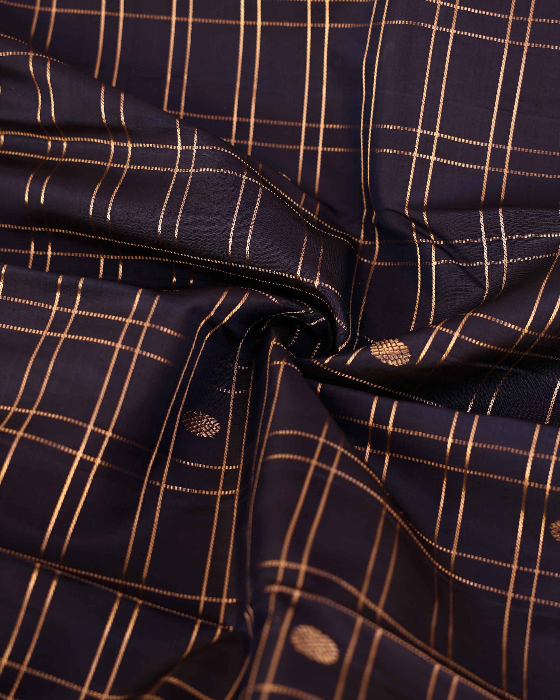 Elegant Handloom Pure Kanchipuram Silk Saree with Zari Checks and Traditional Korvai Border - Black Close Up