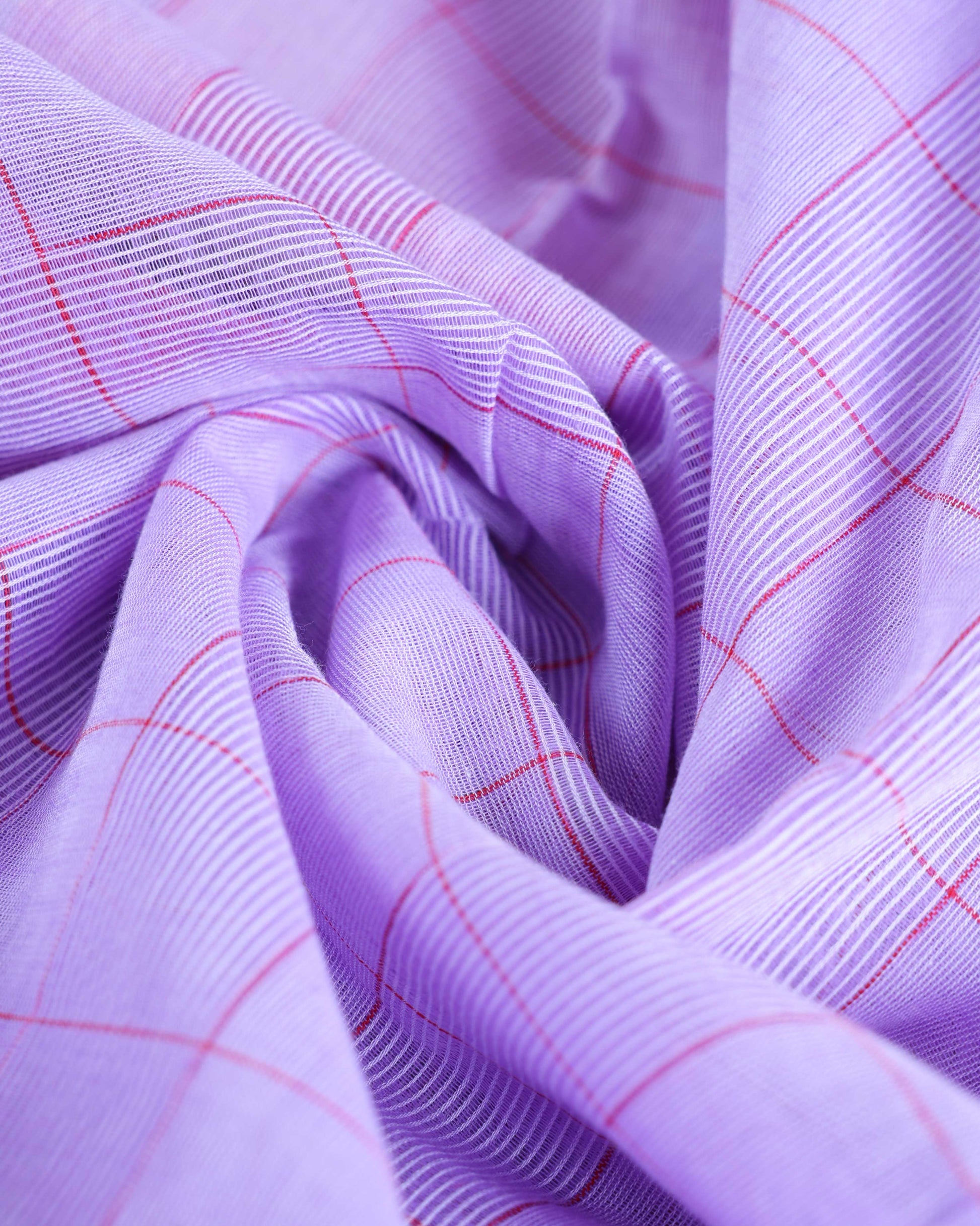 Elegant Handwoven Ikkat Cotton Saree with Traditional Checked Body and Intricate Pallu Design-Lavender-Close