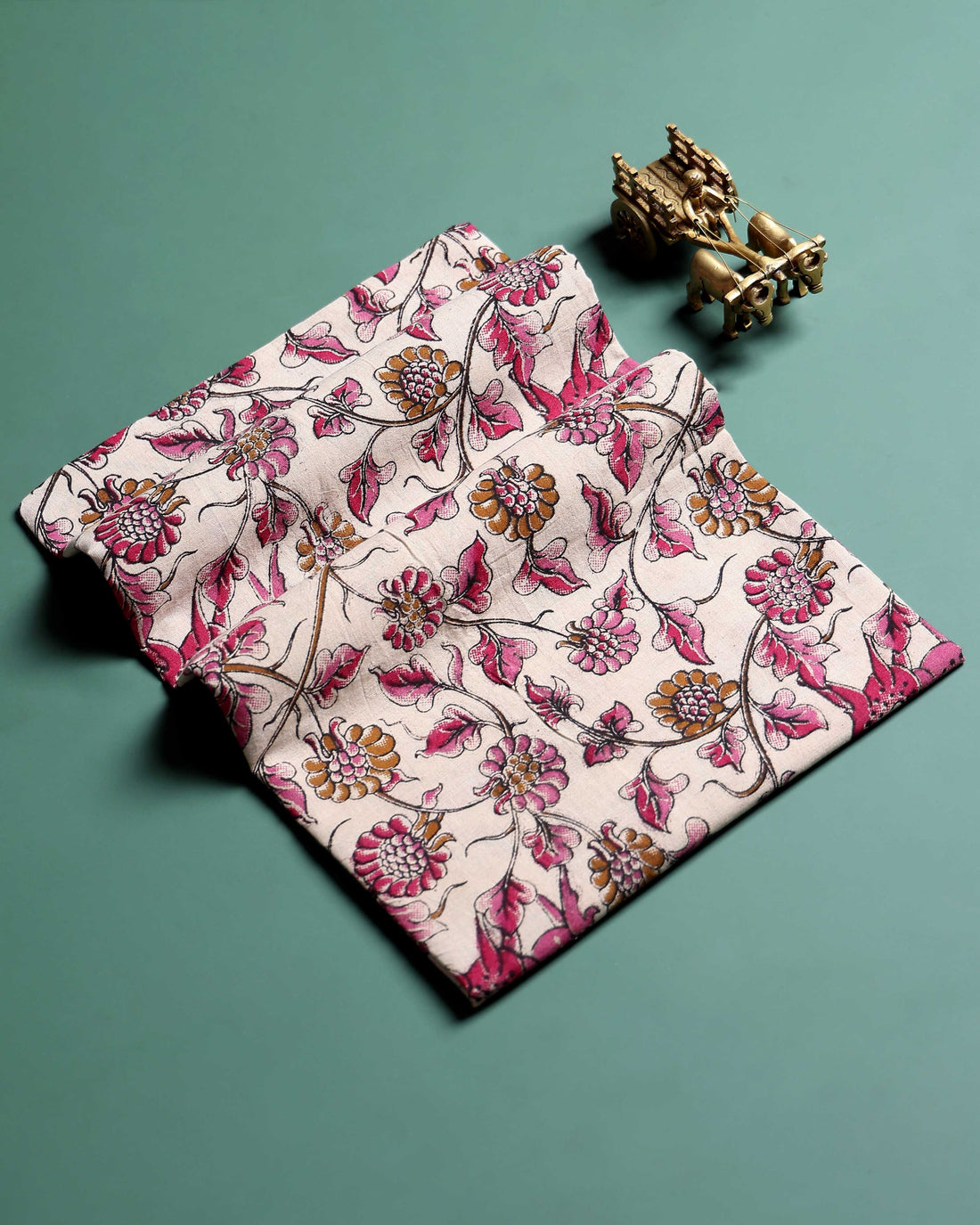 Elegant Kalamkari Floral Printed Women’s 1 Meter Blouse Material with Traditional Handcrafted Detailing - Sandal