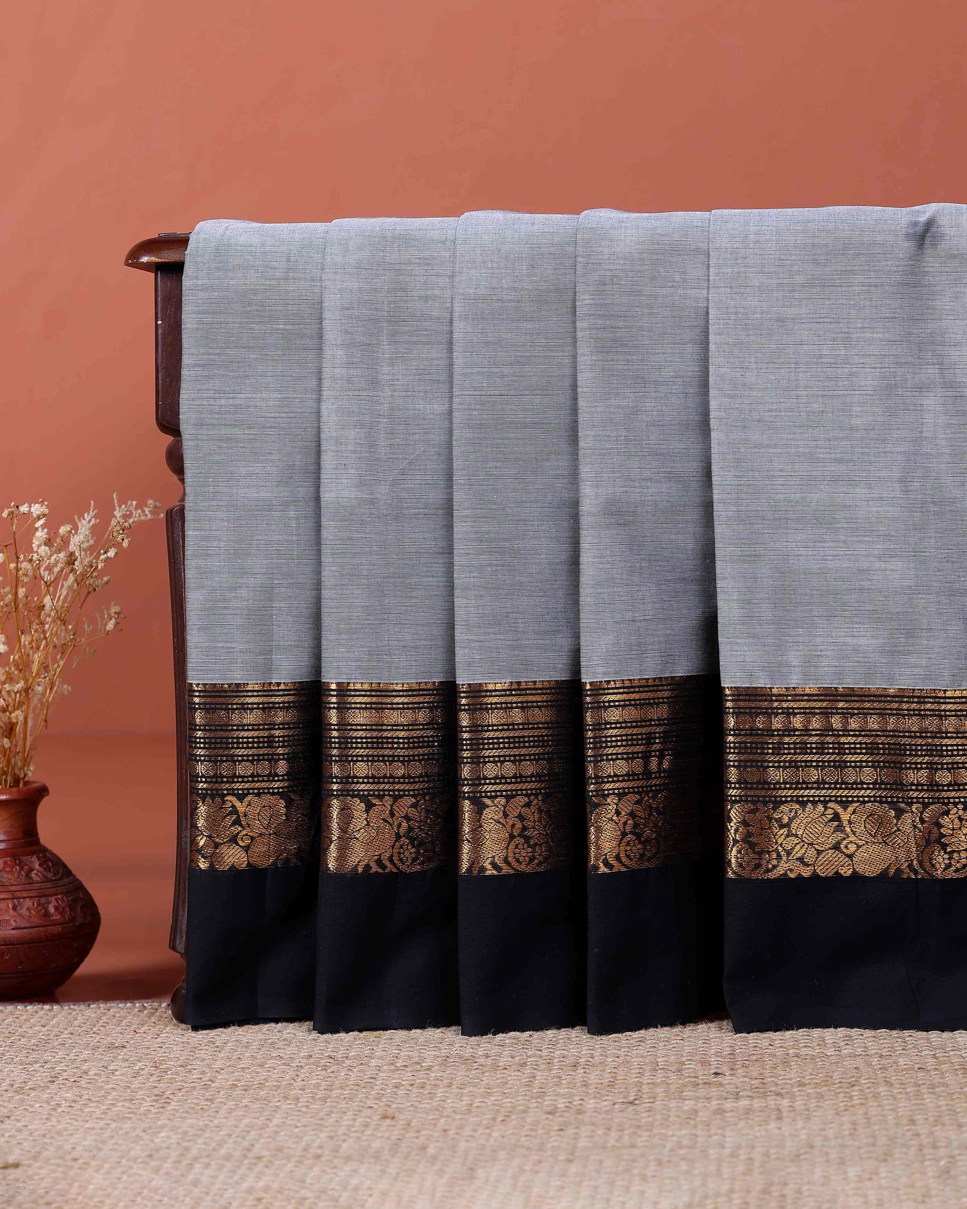 Elegant Kanchi Cotton Saree with Horizontal Weave and Gold Zari Detailing - Grey