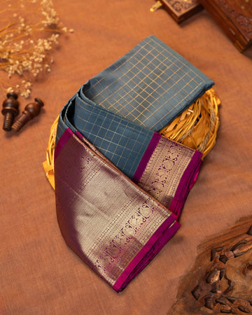Elegant Kanchipuram Pure Silk Saree with Checked Body and Rich Traditional Zari Woven Border - Grey