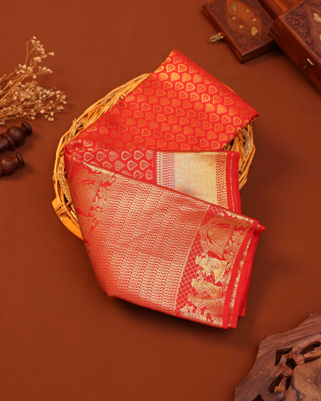 Elegant Kanchipuram Pure Silk Saree with Elaborate Zari Work - Red