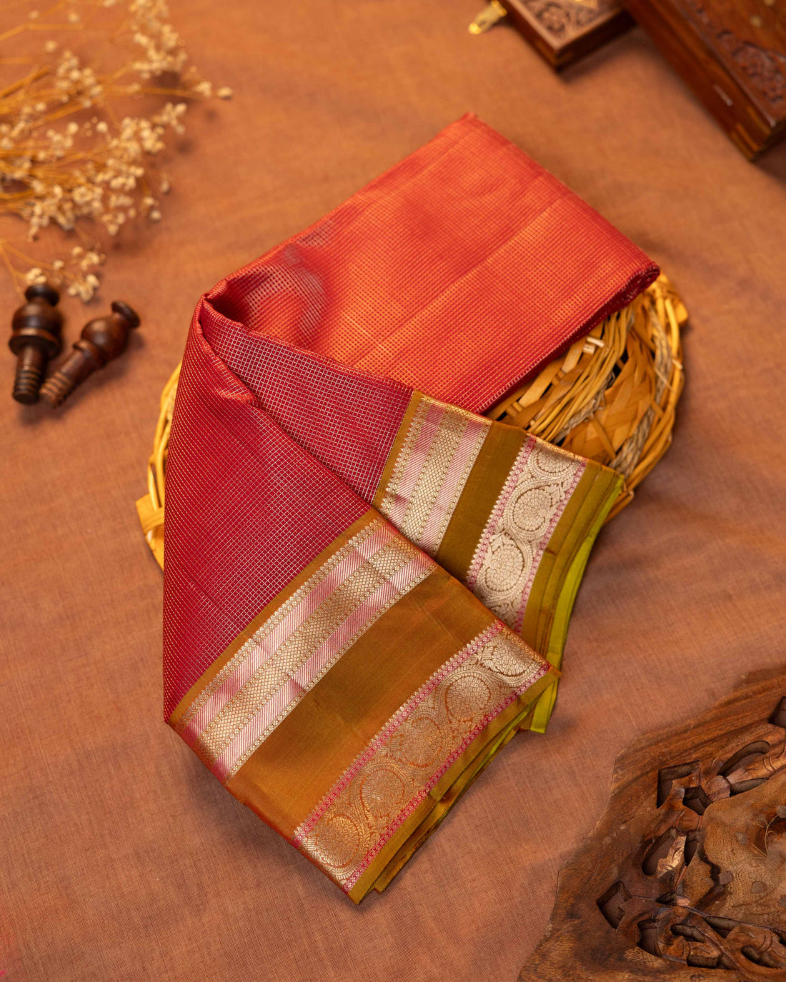 Elegant Kanchipuram Pure Silk Saree with Fine Micro Checked Weave and Traditional Zari Paisley Border - Red