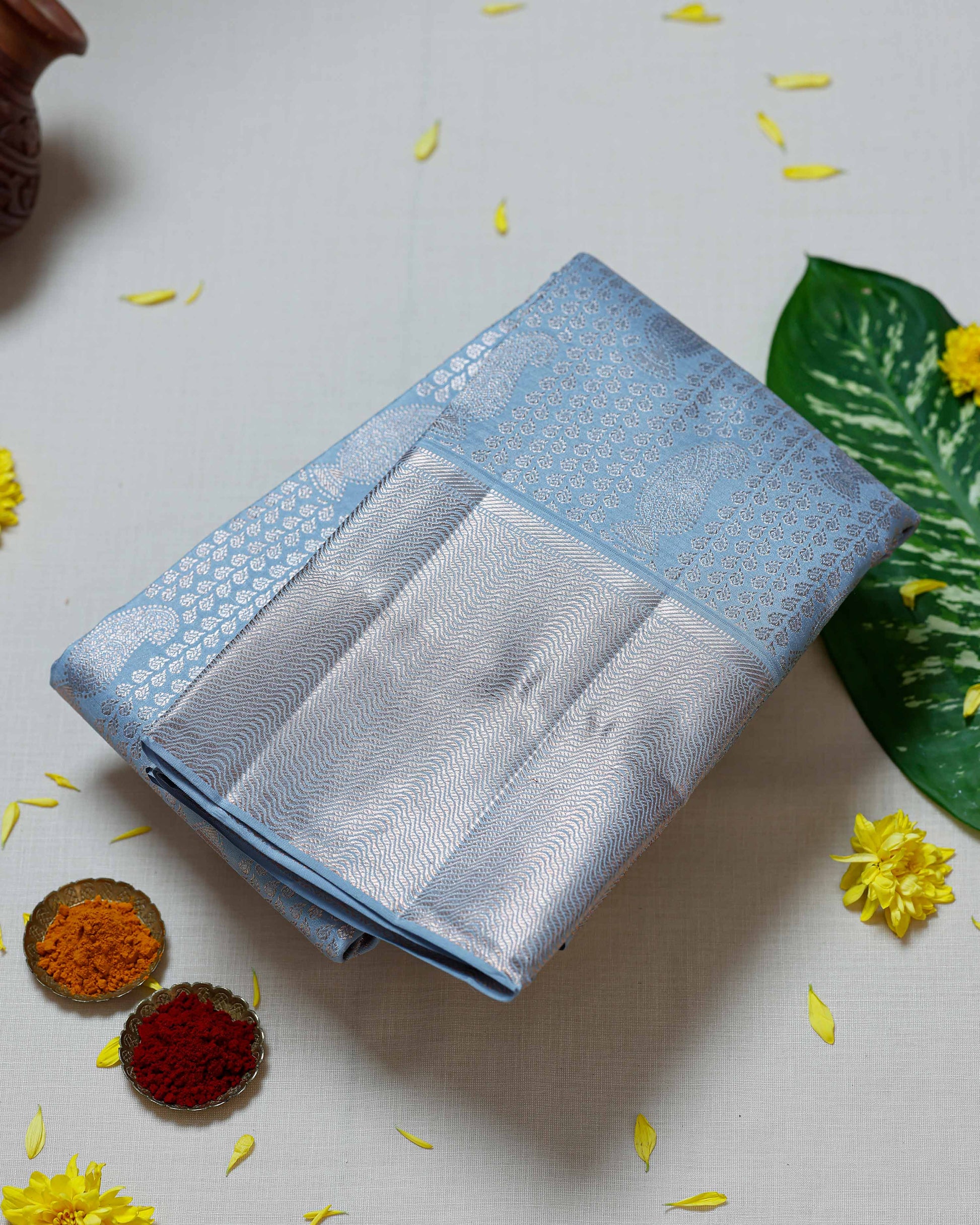 Elegant Kanchipuram Pure Silk Saree with Intricate Zari Weave - Blue